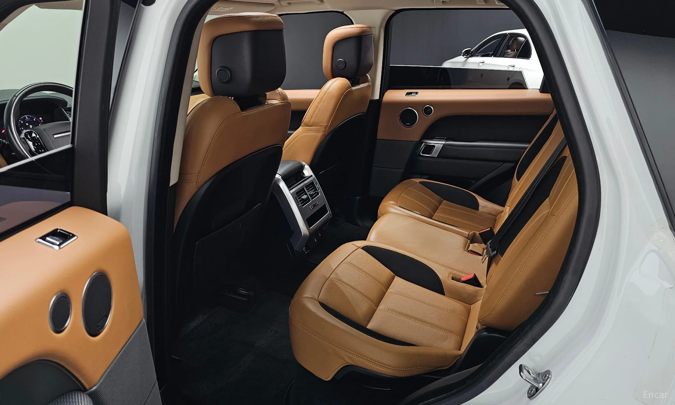 Land Rover Range Rover Sport 2nd Generation превью 12