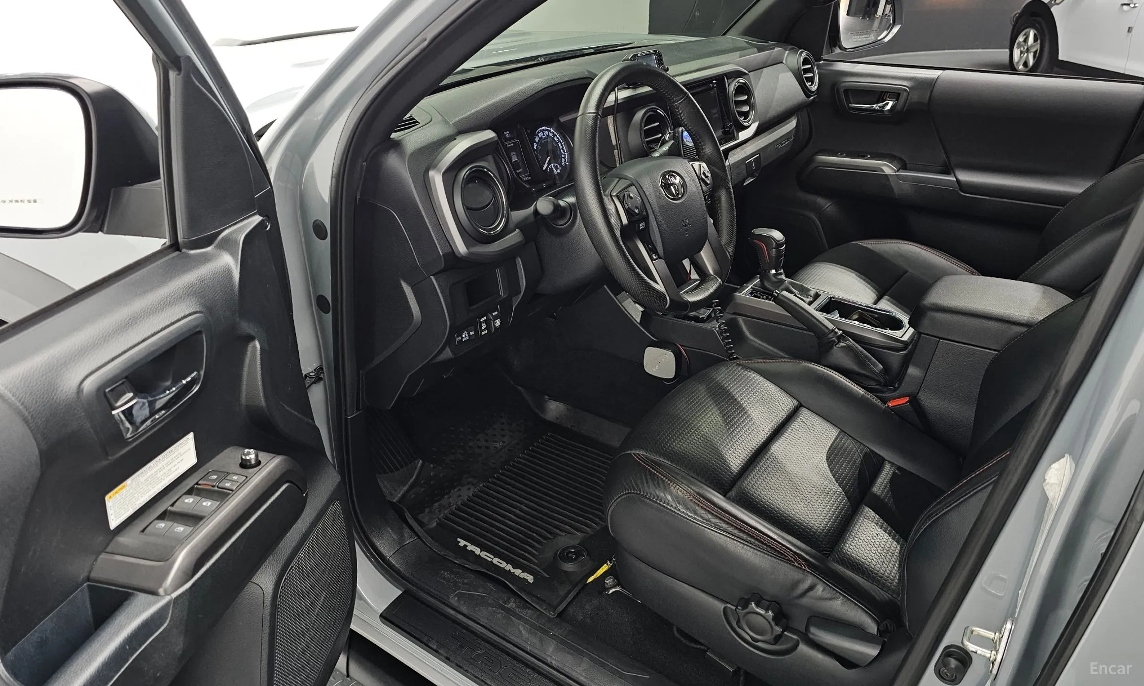 Toyota Tacoma превью 11