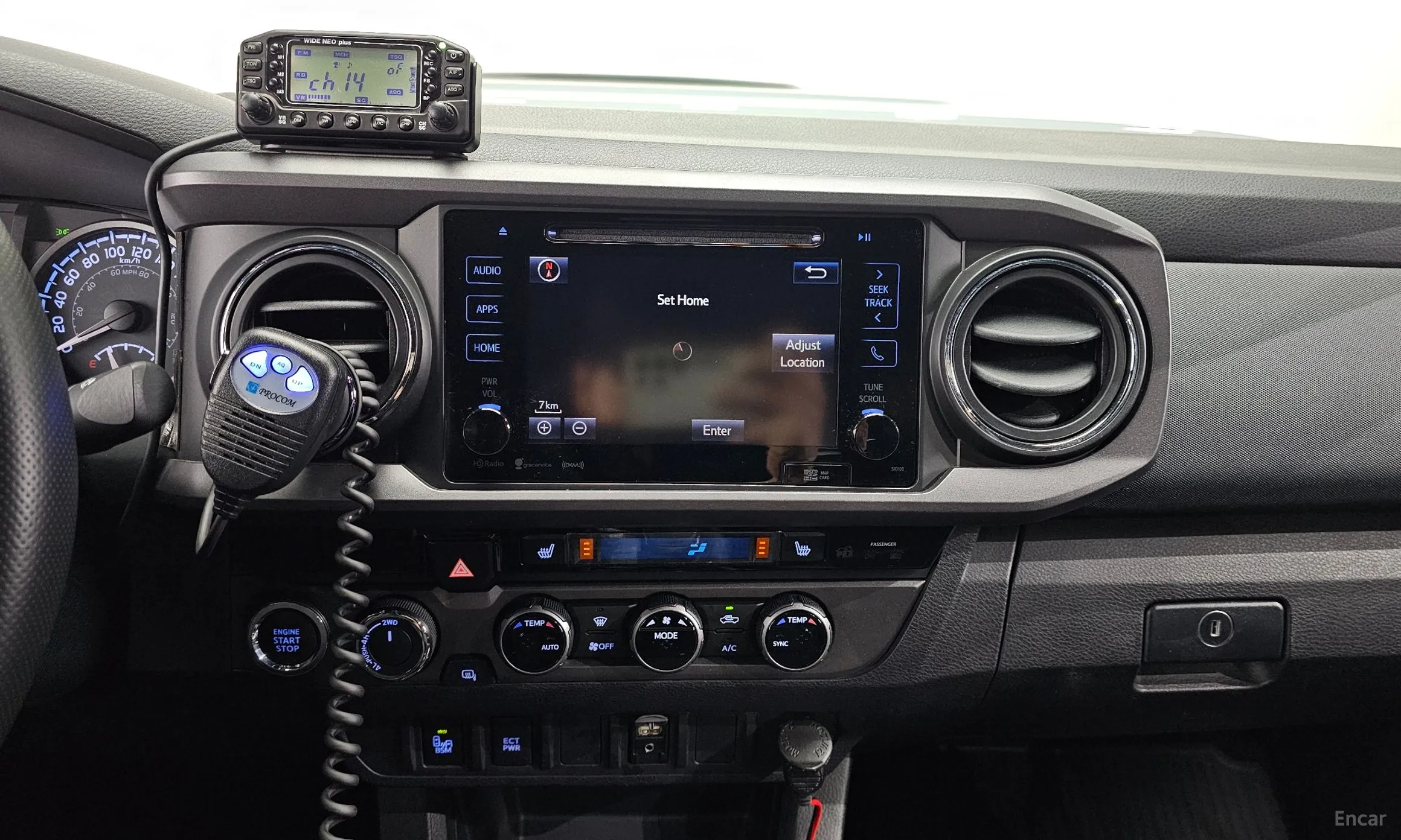 Toyota Tacoma превью 14