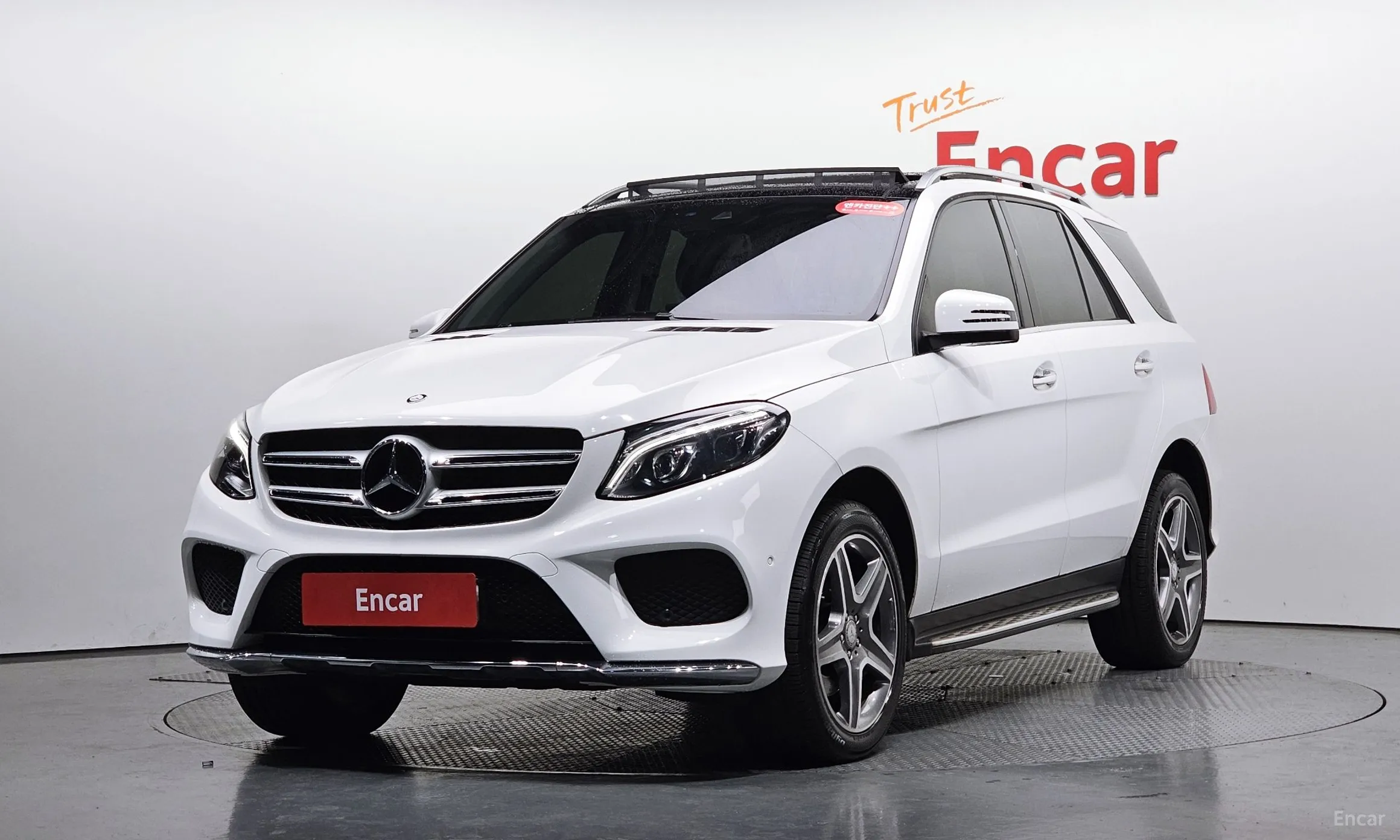 Mercedes Benz GLE-Class W166