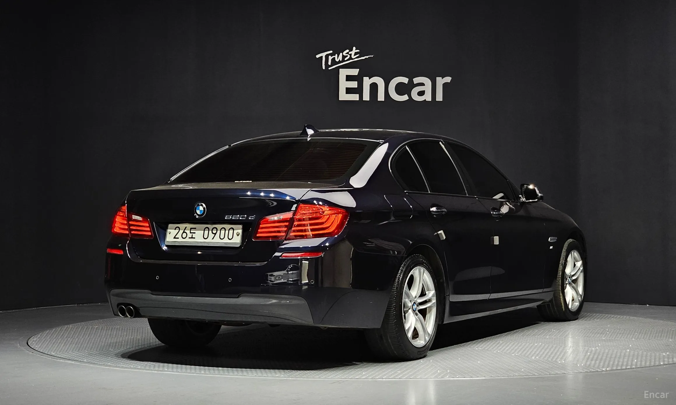 BMW 5 Series (F10) превью 2