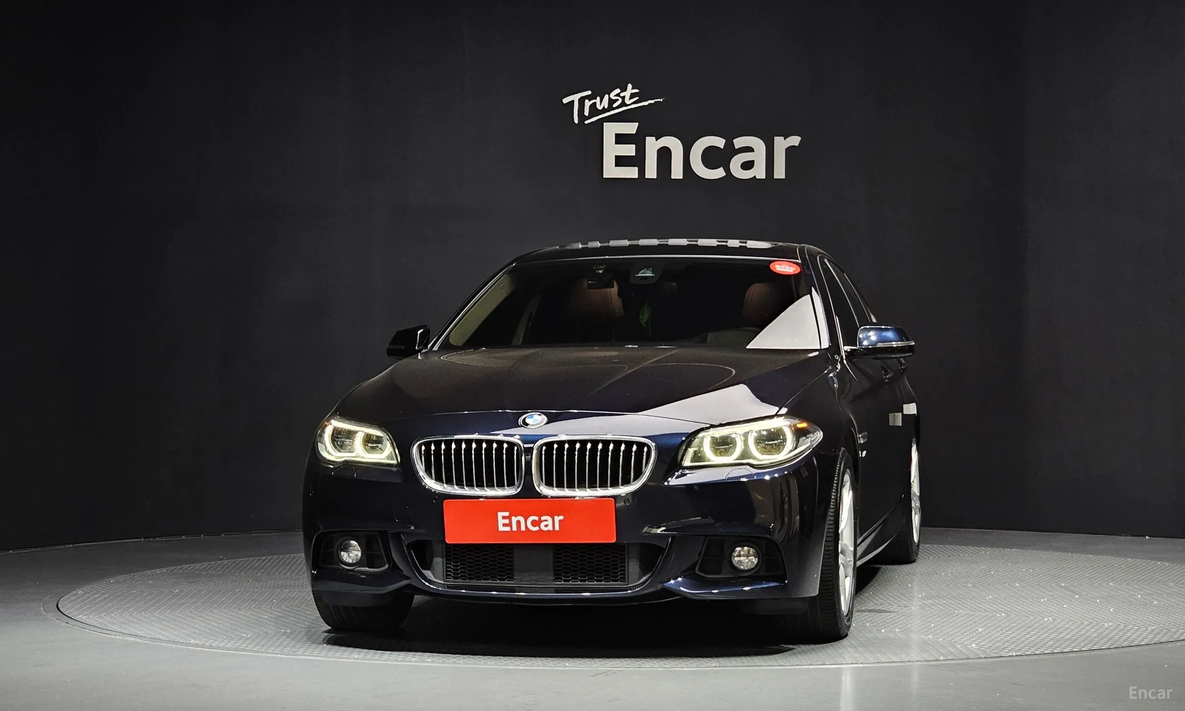 BMW 5 Series (F10) превью 3