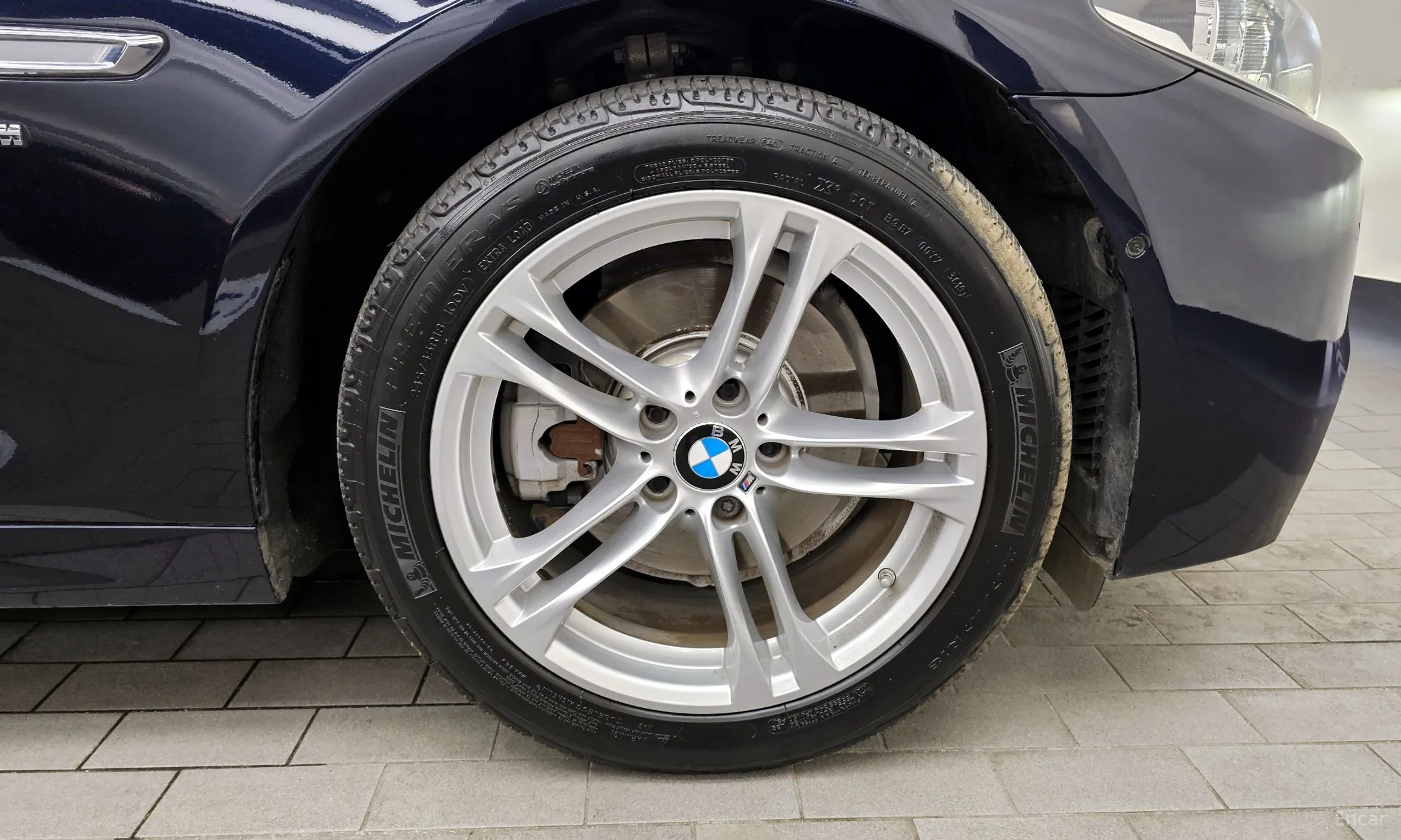 BMW 5 Series (F10) превью 5