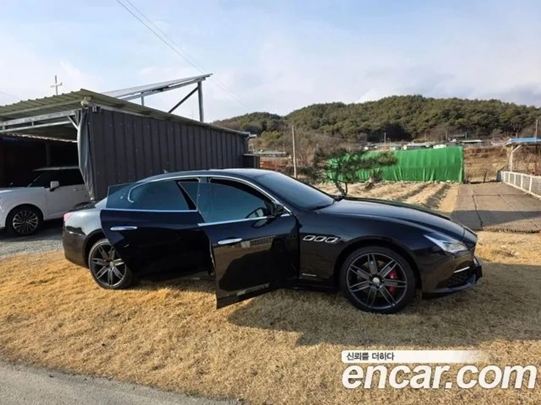 Maserati Quattroporte превью 6
