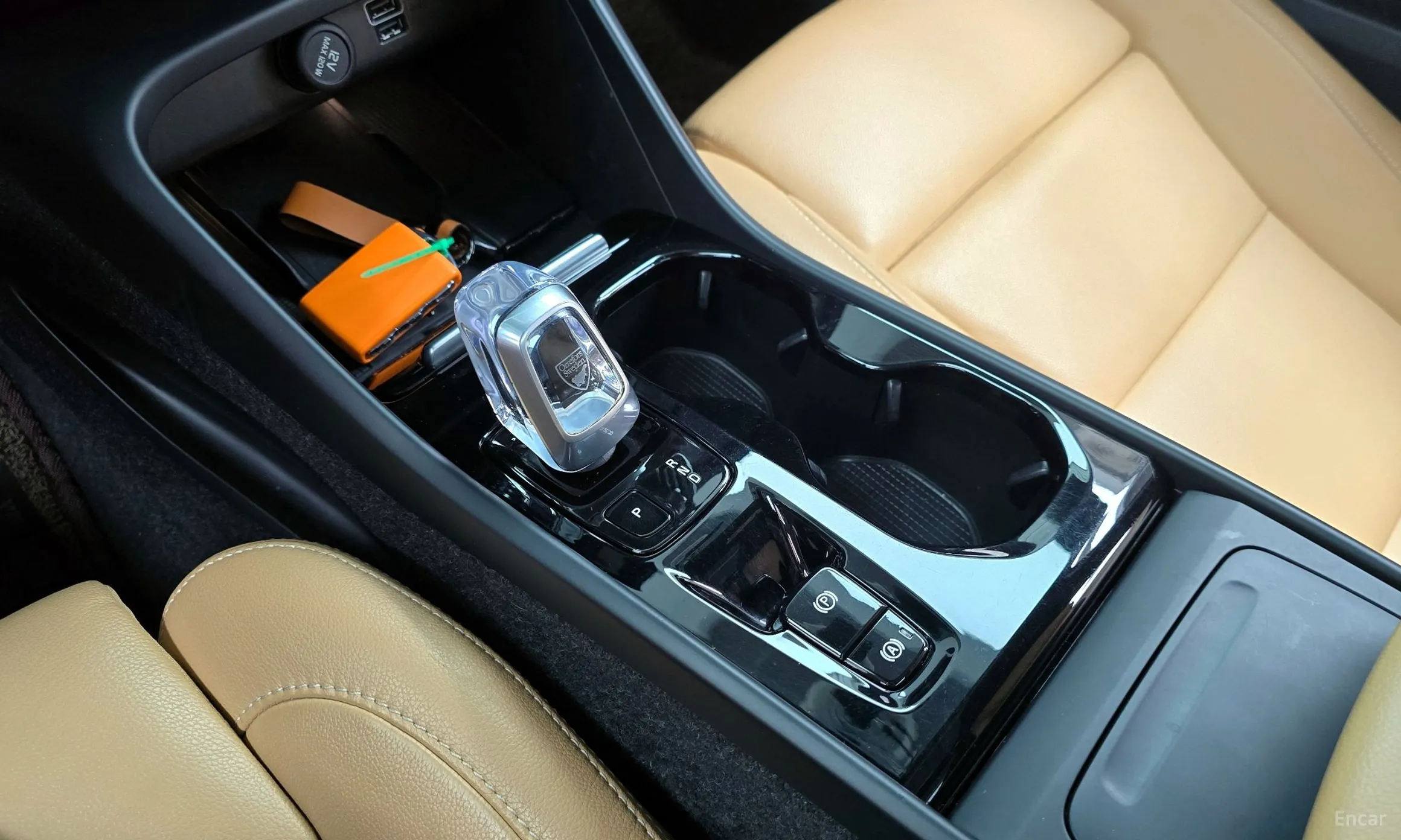 Volvo XC40 превью 9