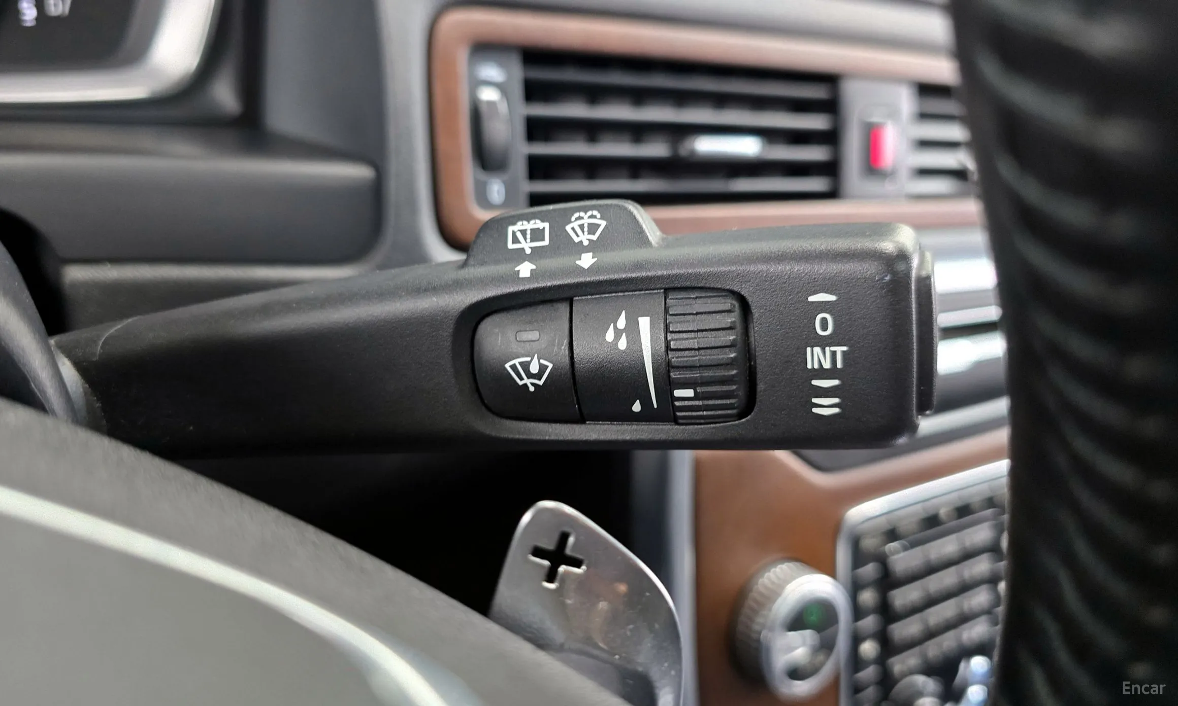 Volvo XC70 превью 17