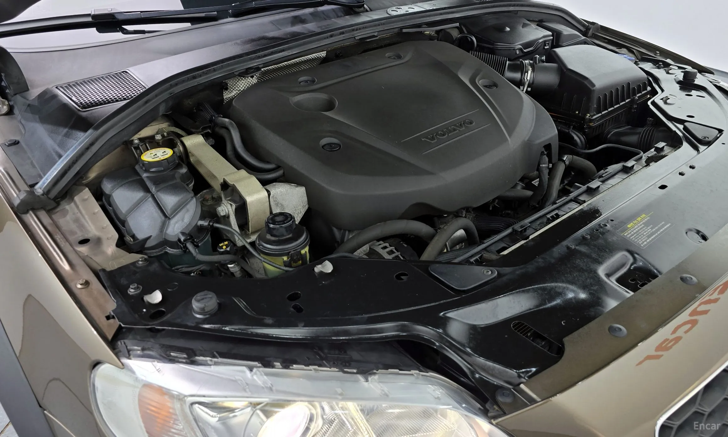 Volvo XC70 превью 6