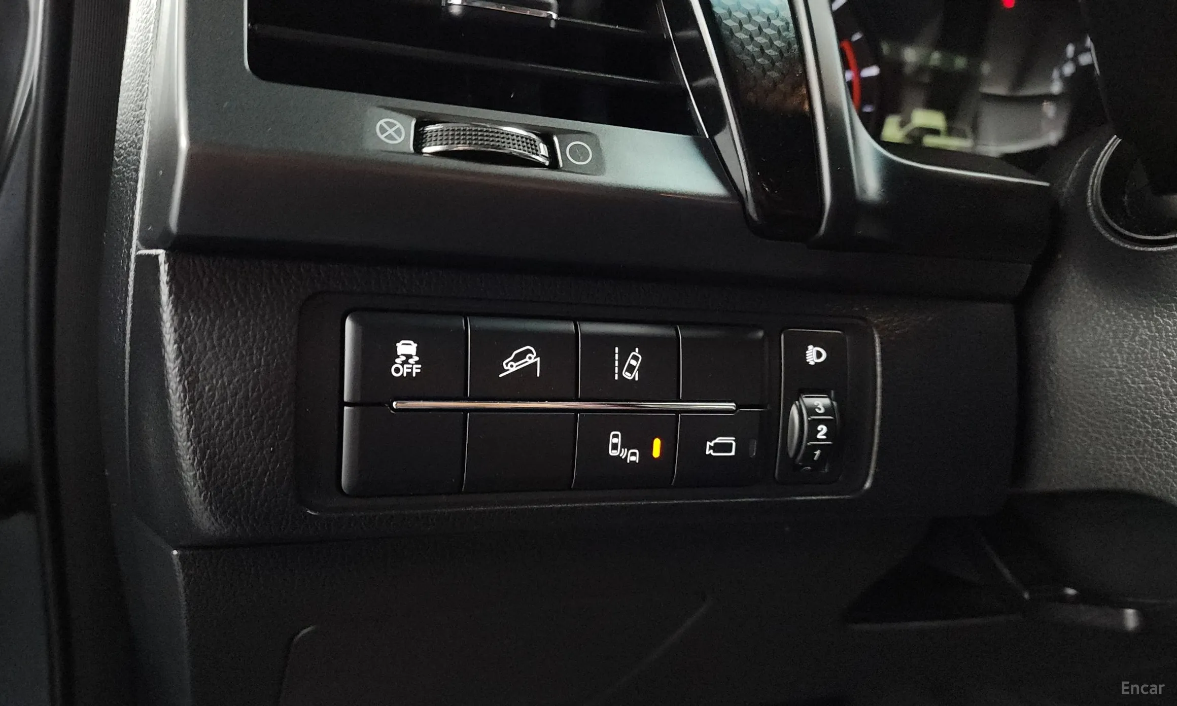 KG Mobility (SsangYong) Rexton Sports превью 14