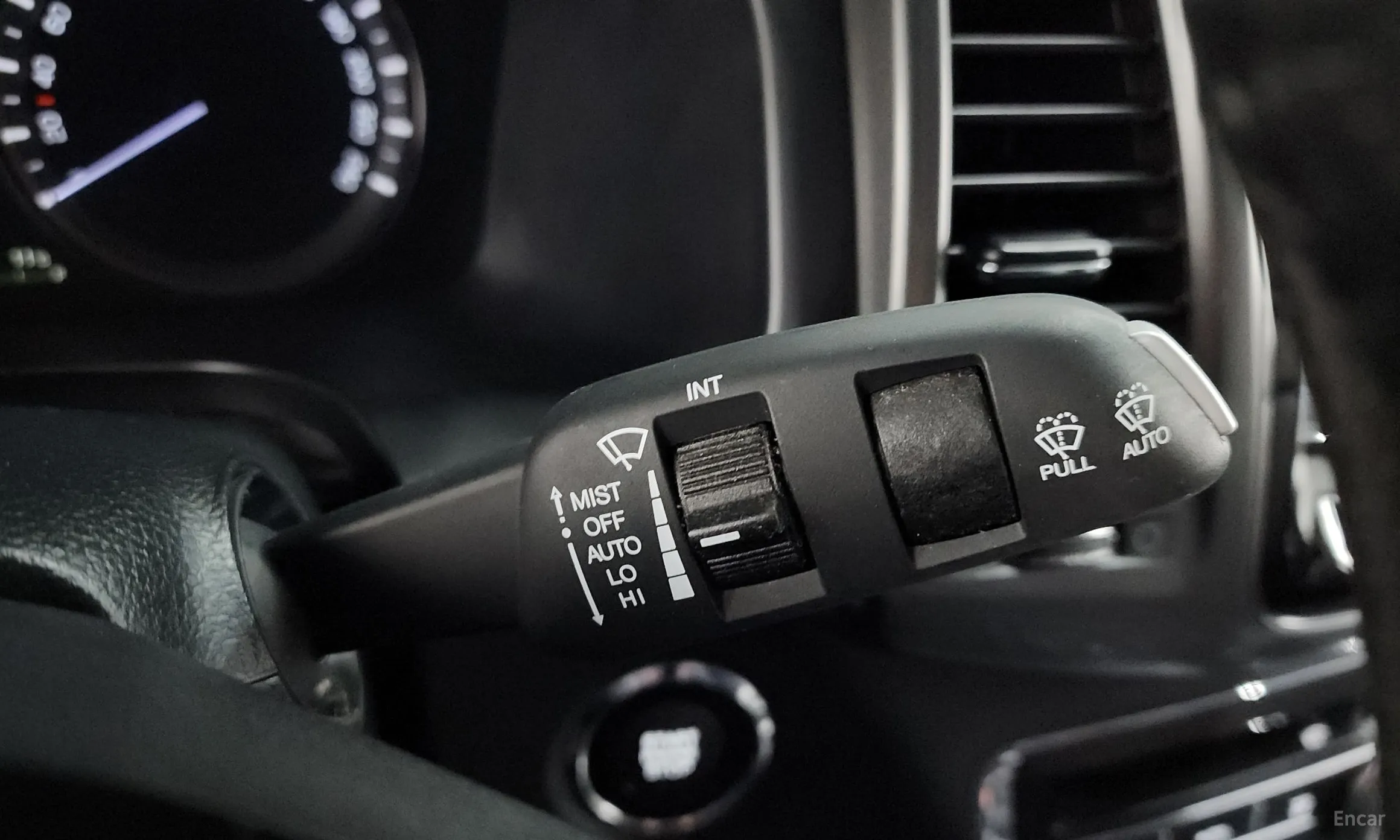 KG Mobility (SsangYong) Rexton Sports превью 15