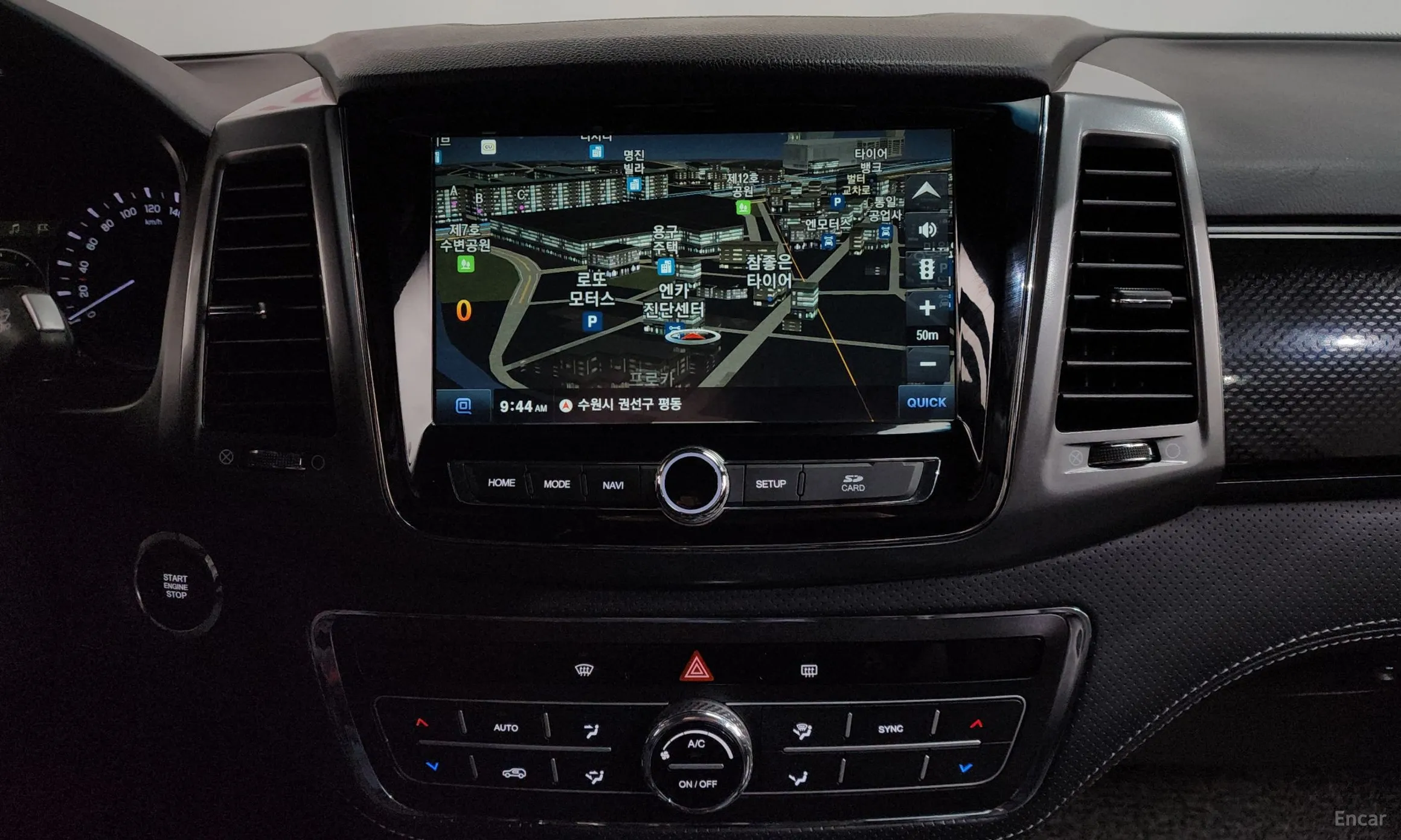 KG Mobility (SsangYong) Rexton Sports превью 16