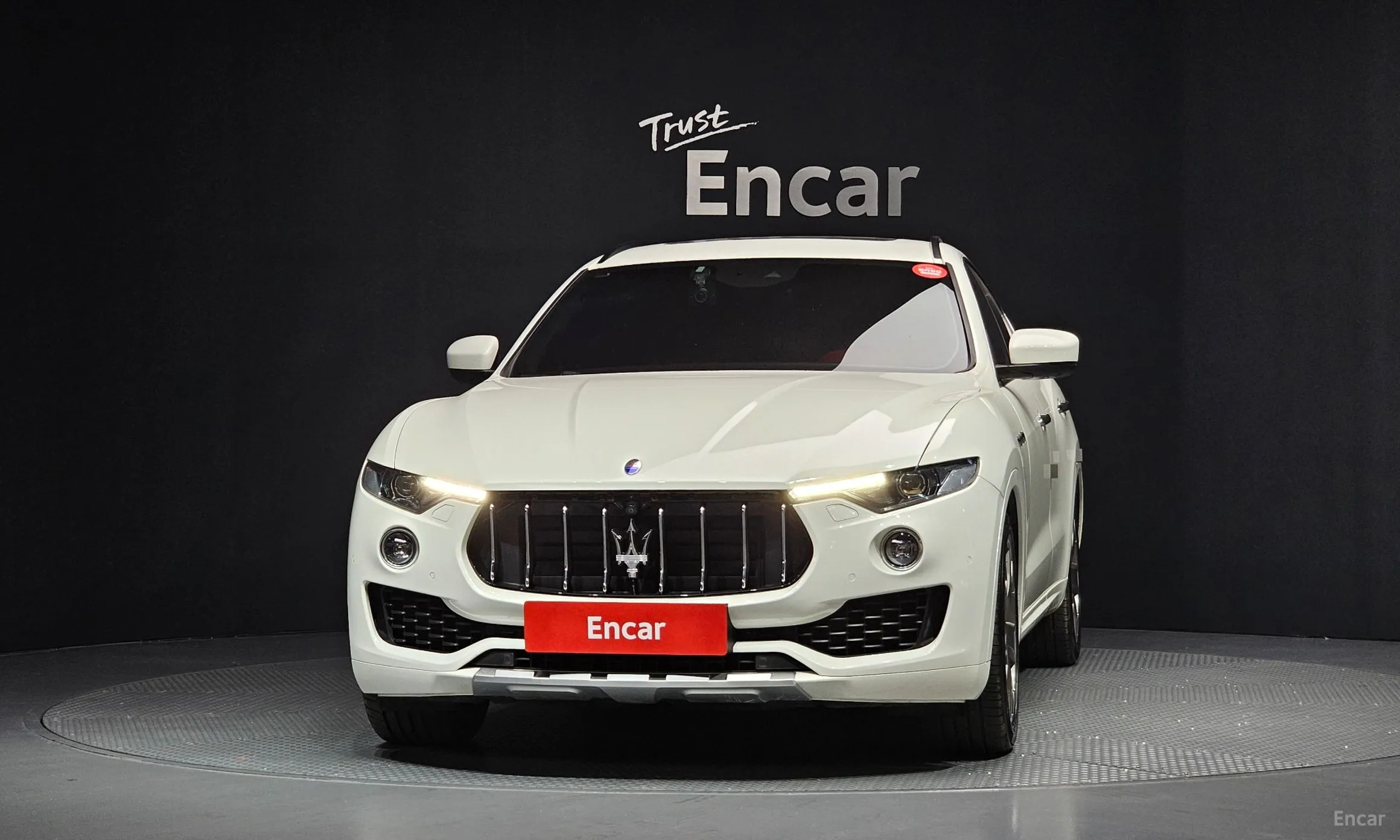 Maserati Levante превью 3
