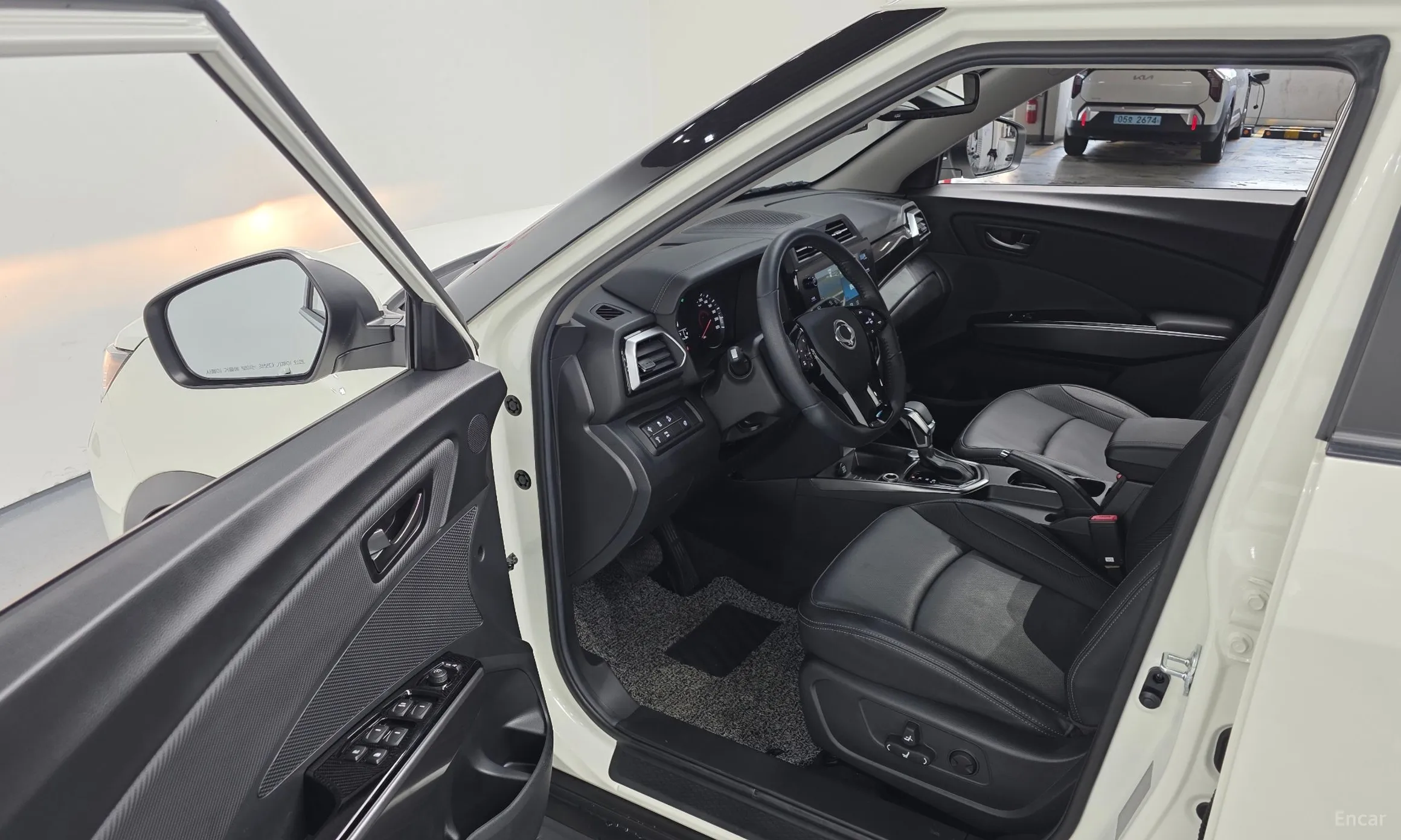 KG Mobility (SsangYong) Tivoli превью 11