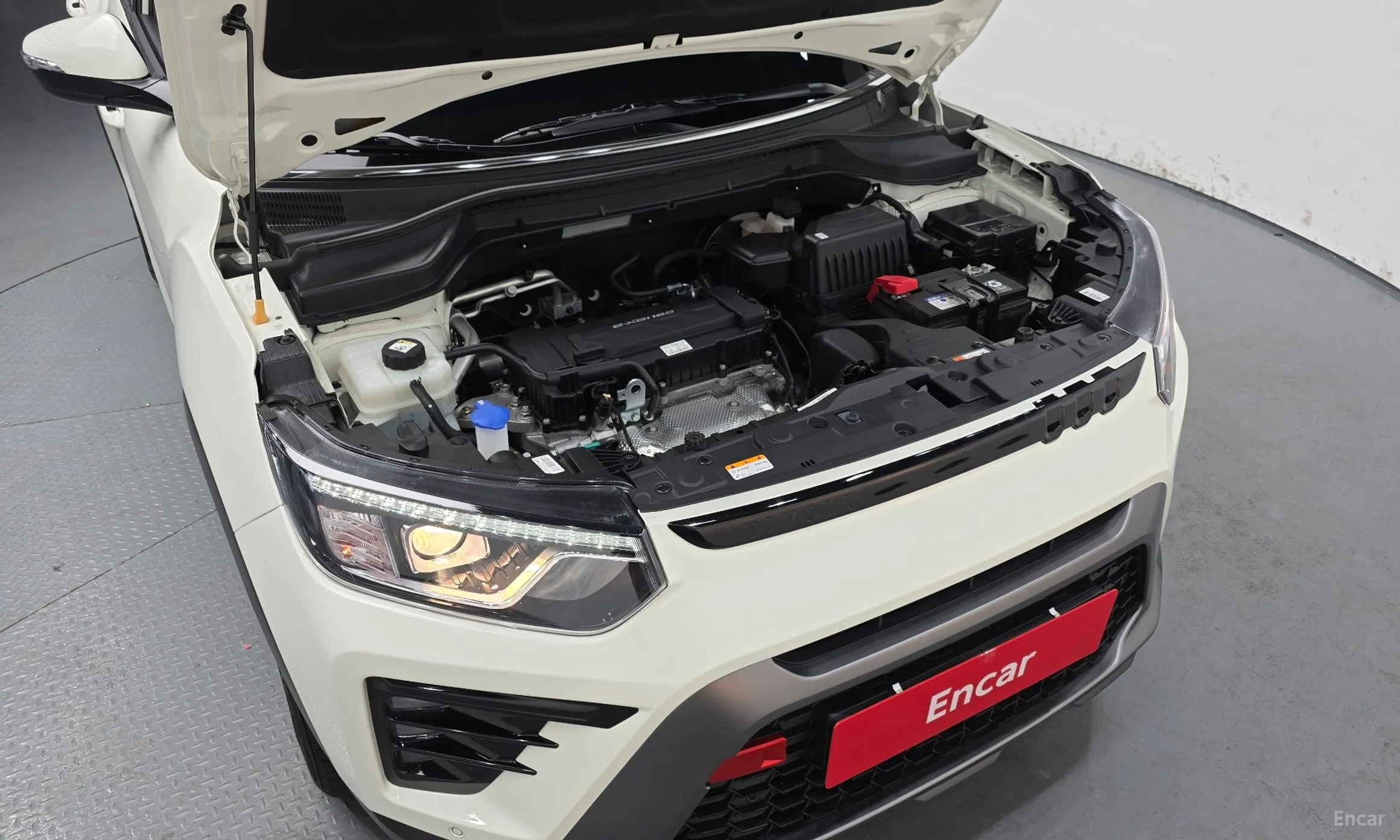 KG Mobility (SsangYong) Tivoli превью 6