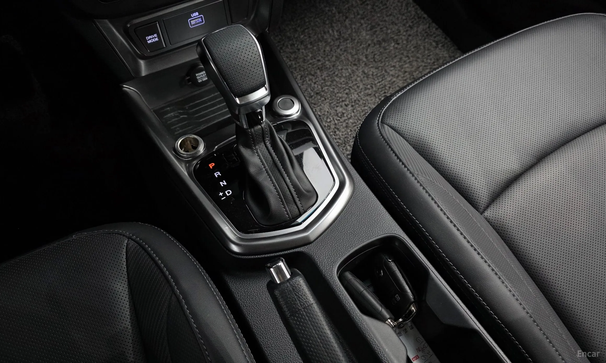 KG Mobility (SsangYong) Tivoli превью 9