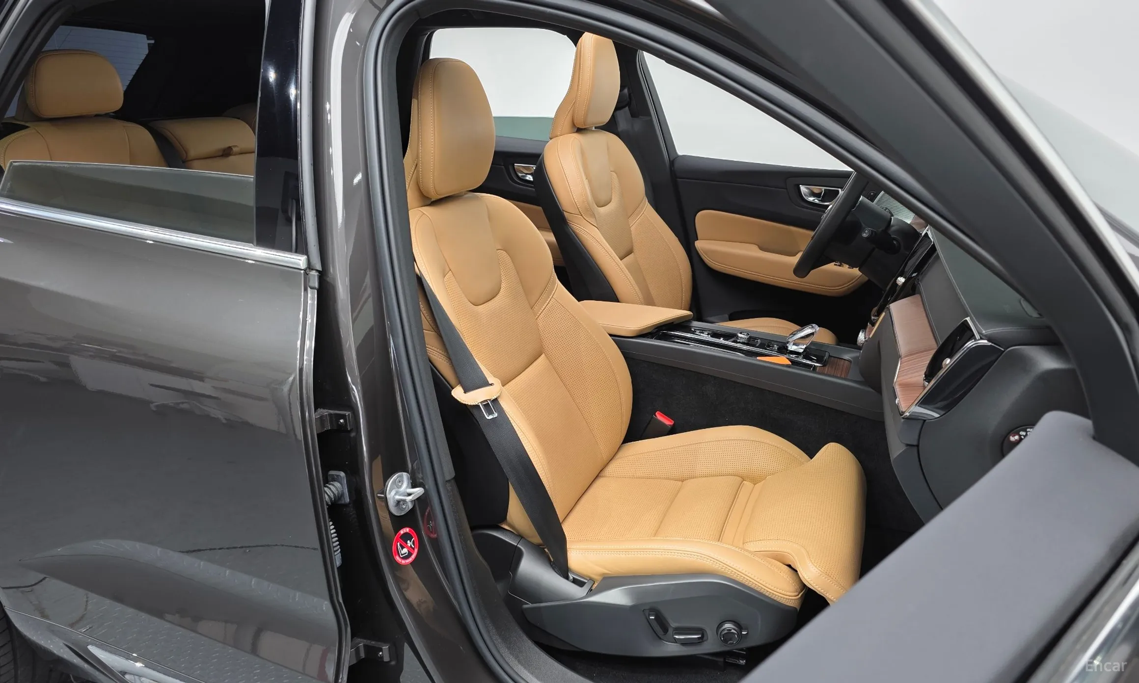 Volvo XC60 Gen 2 превью 10