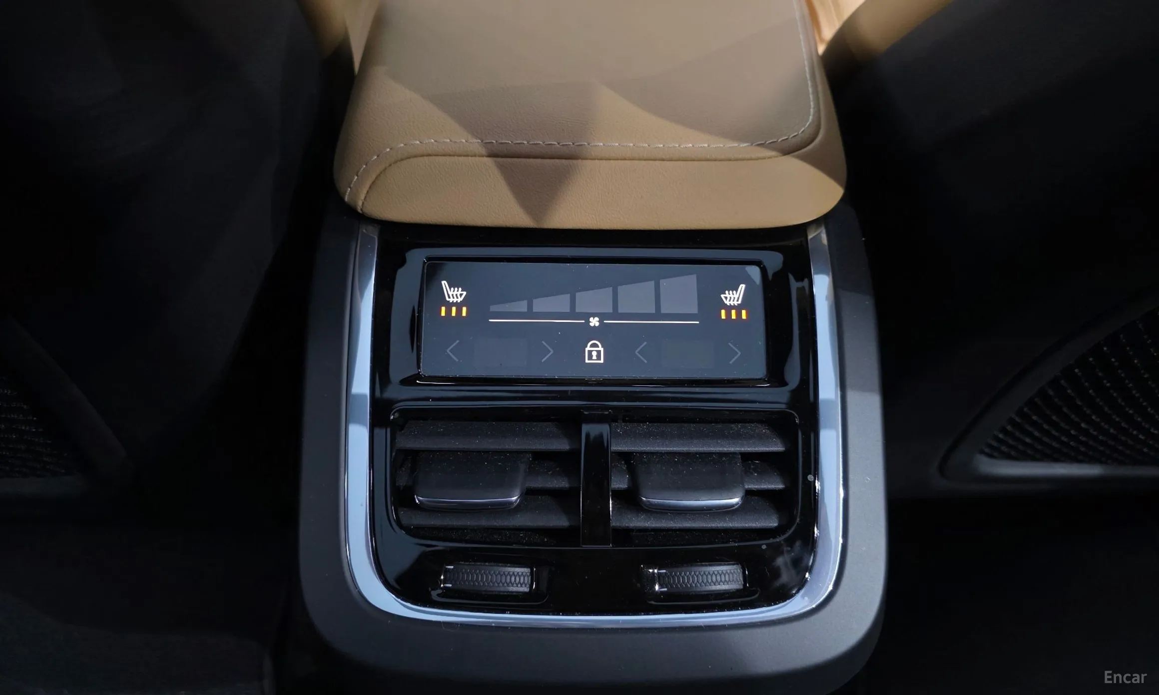 Volvo XC60 Gen 2 превью 19