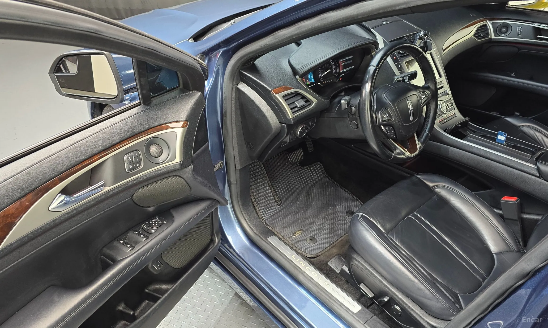 Lincoln New MKZ превью 10