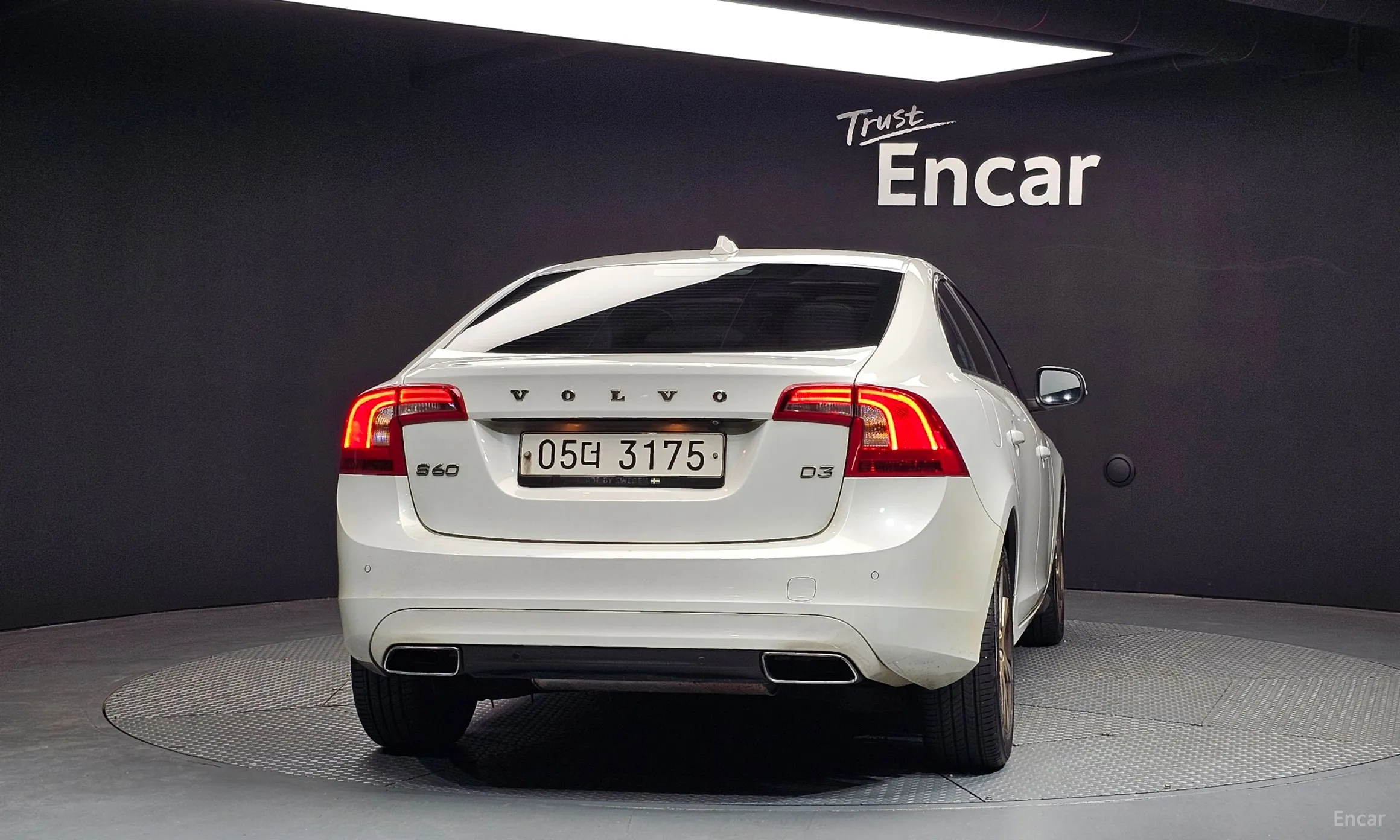Volvo S60 превью 4