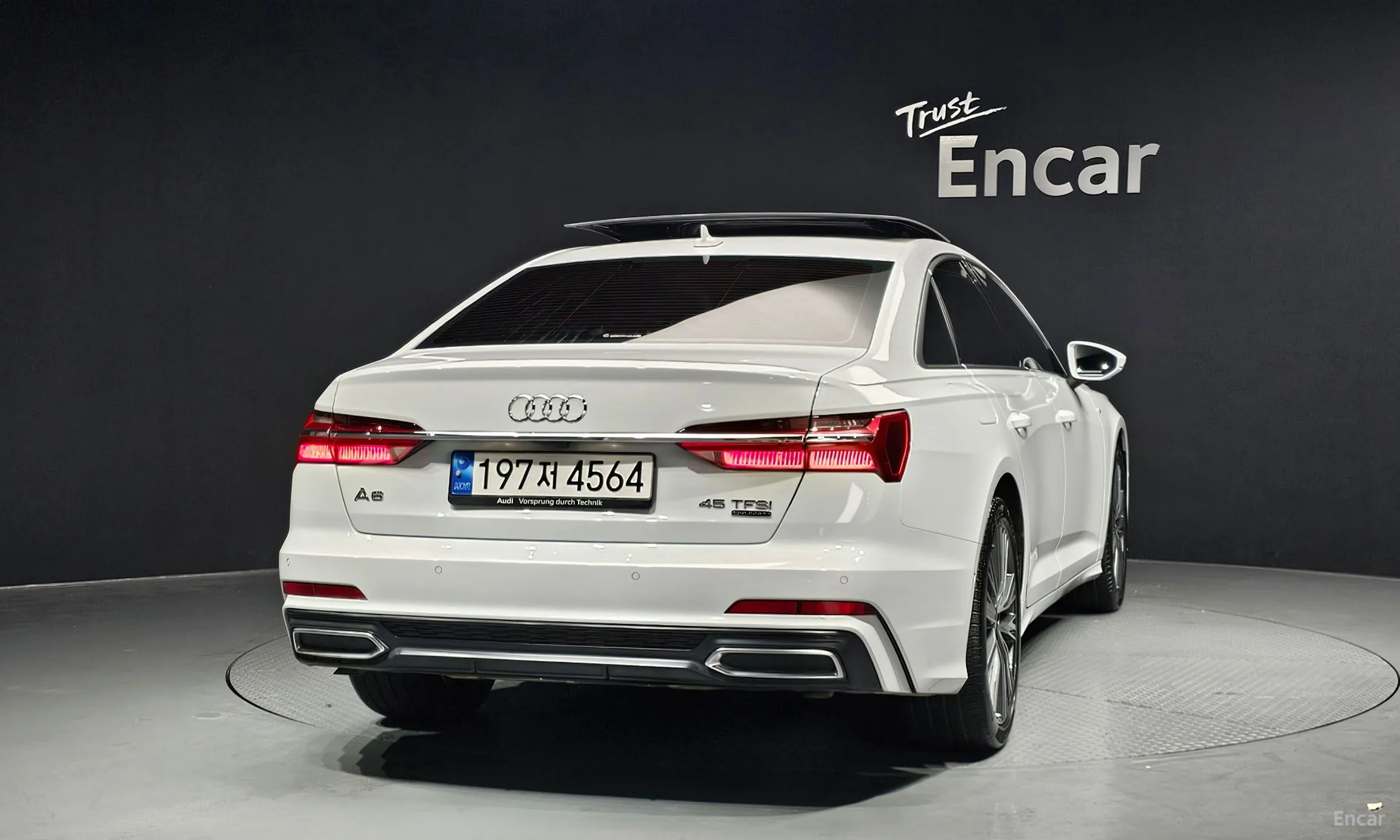 Audi A6 (C8) превью 4