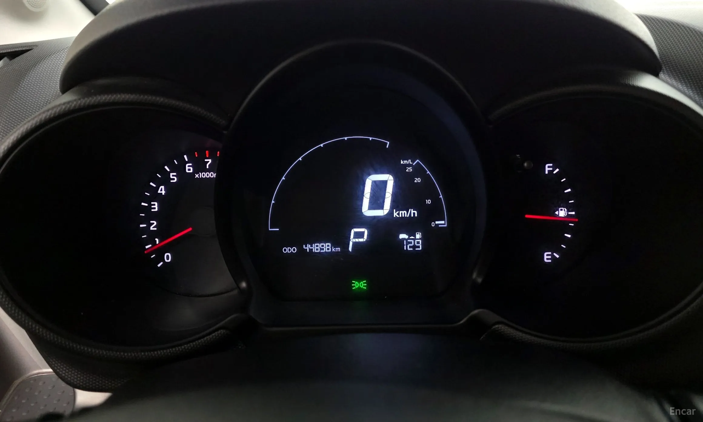 Kia Ray превью 8