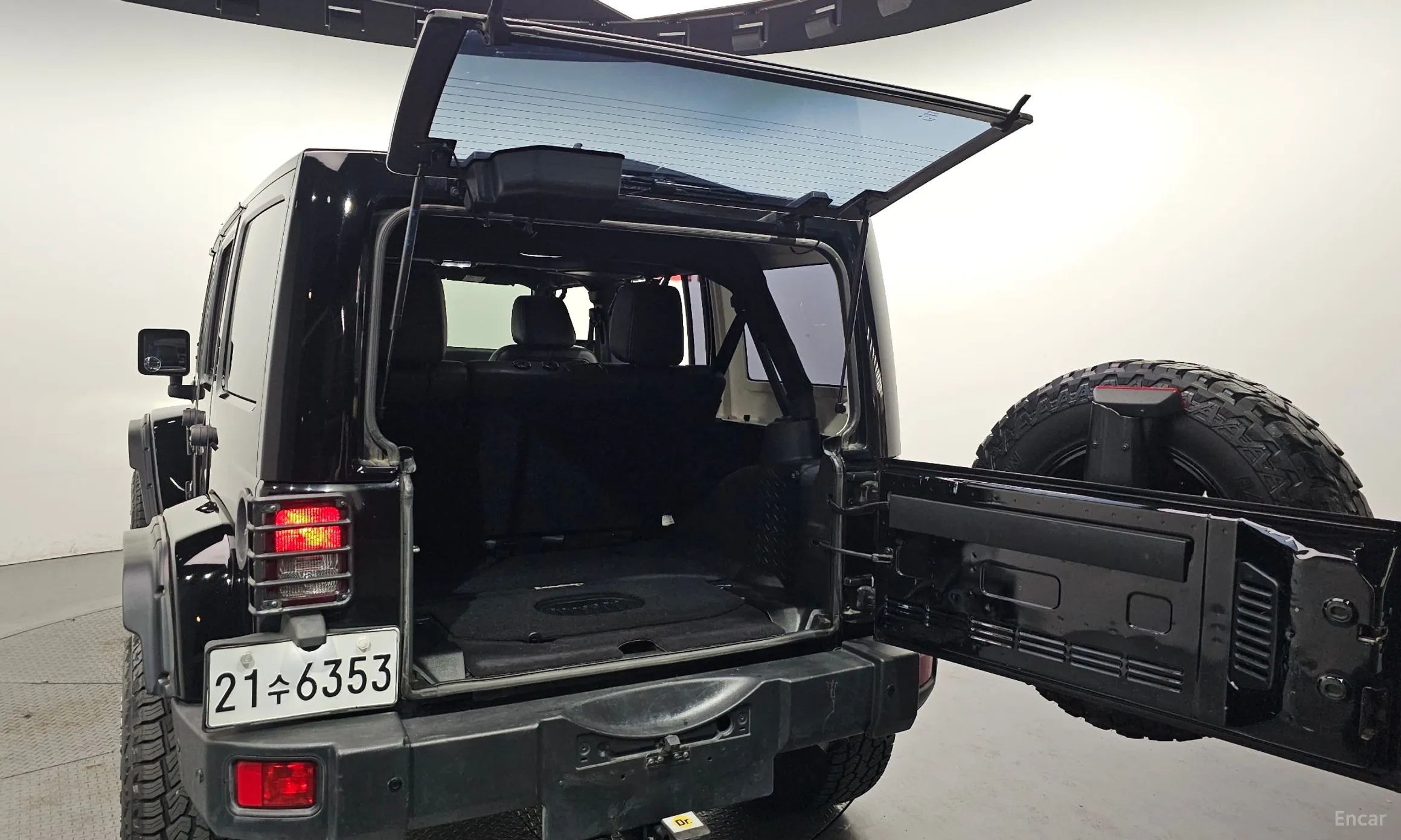 Jeep Wrangler (JK) превью 20