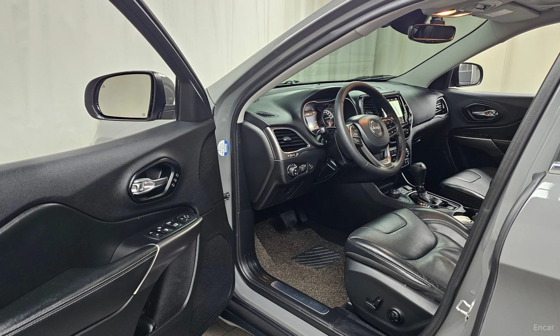 Jeep Cherokee (KL) превью 10