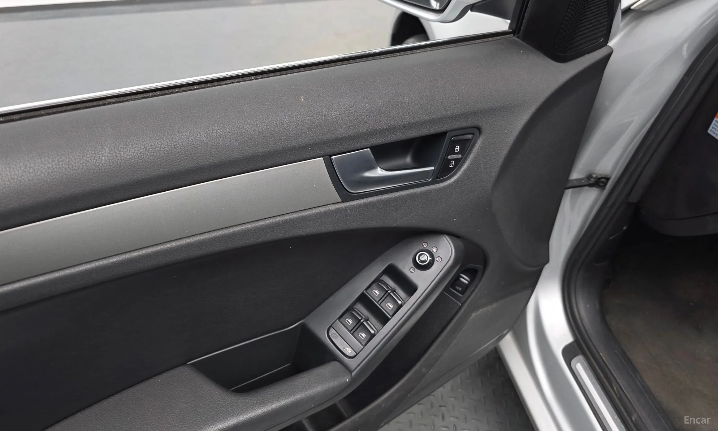 Audi New A4 превью 14