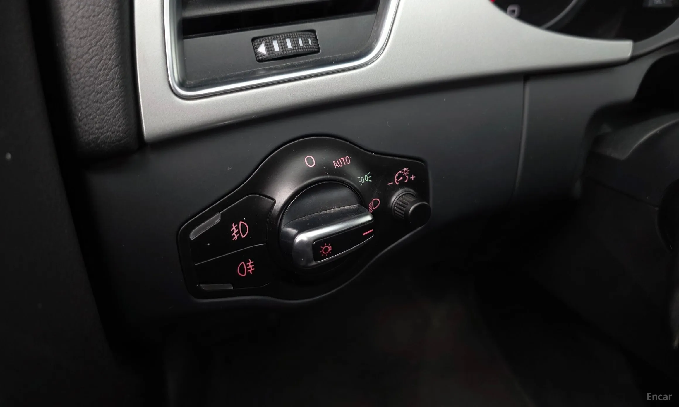 Audi New A4 превью 15