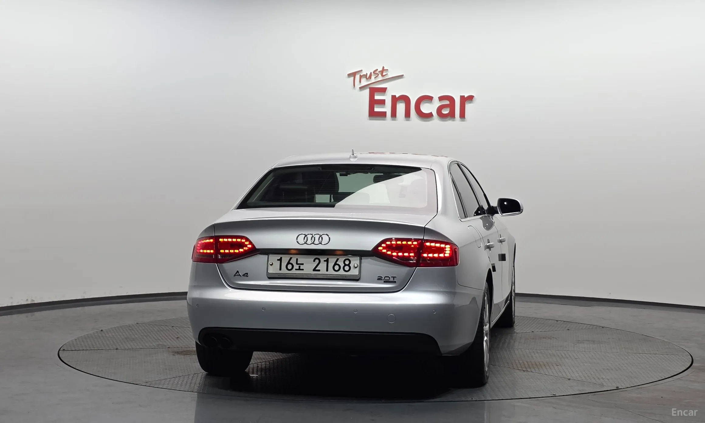 Audi New A4 превью 4