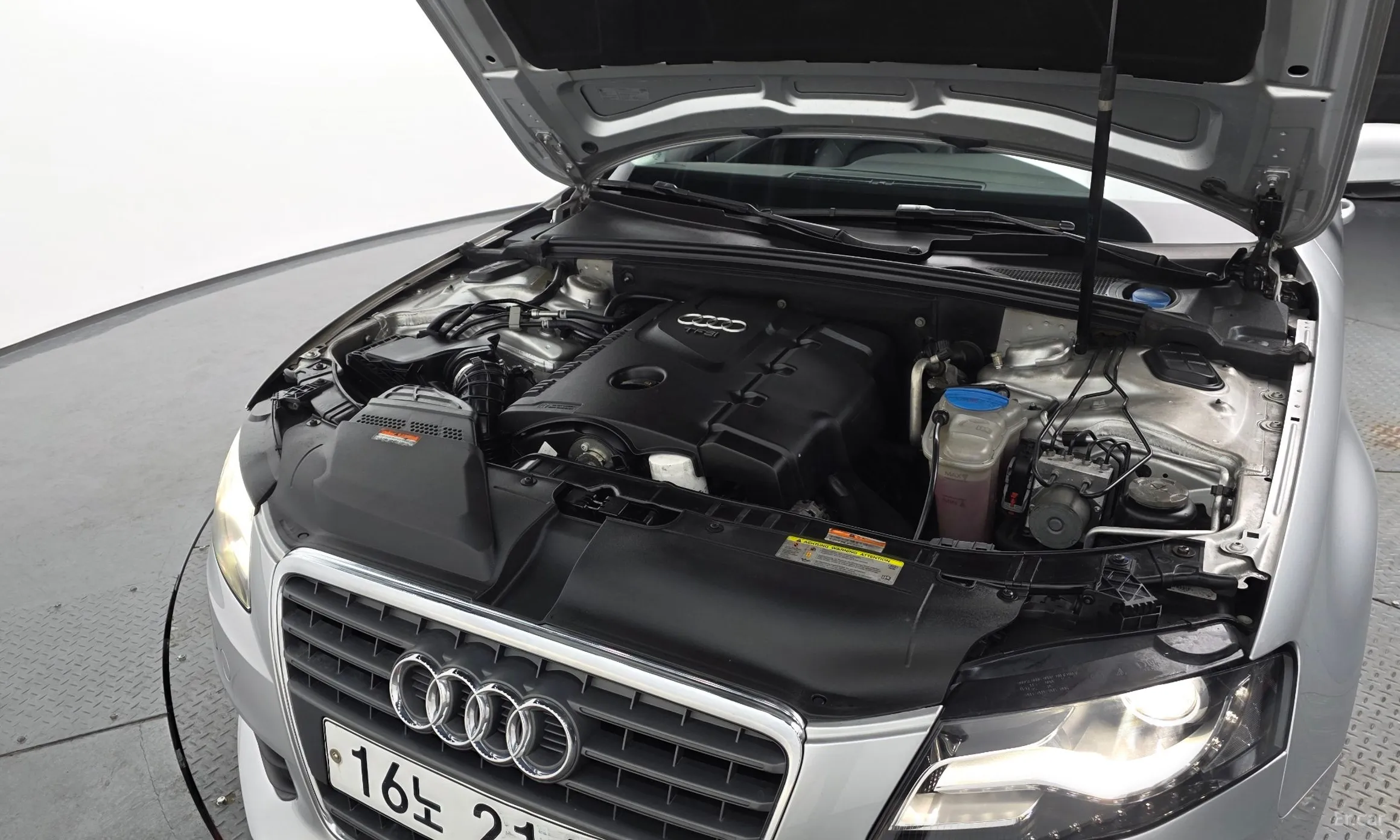 Audi New A4 превью 6