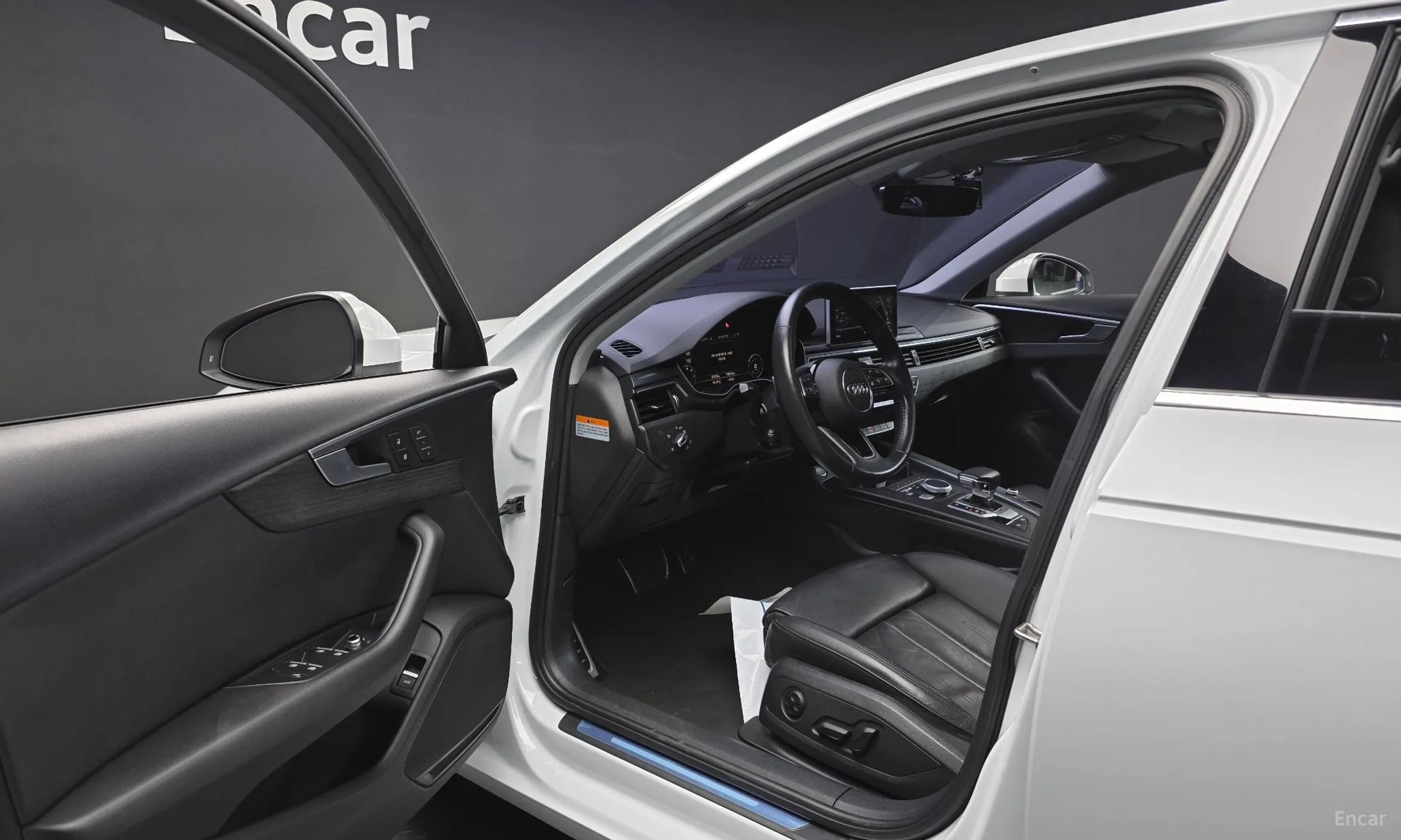 Audi A4 (B9) превью 10