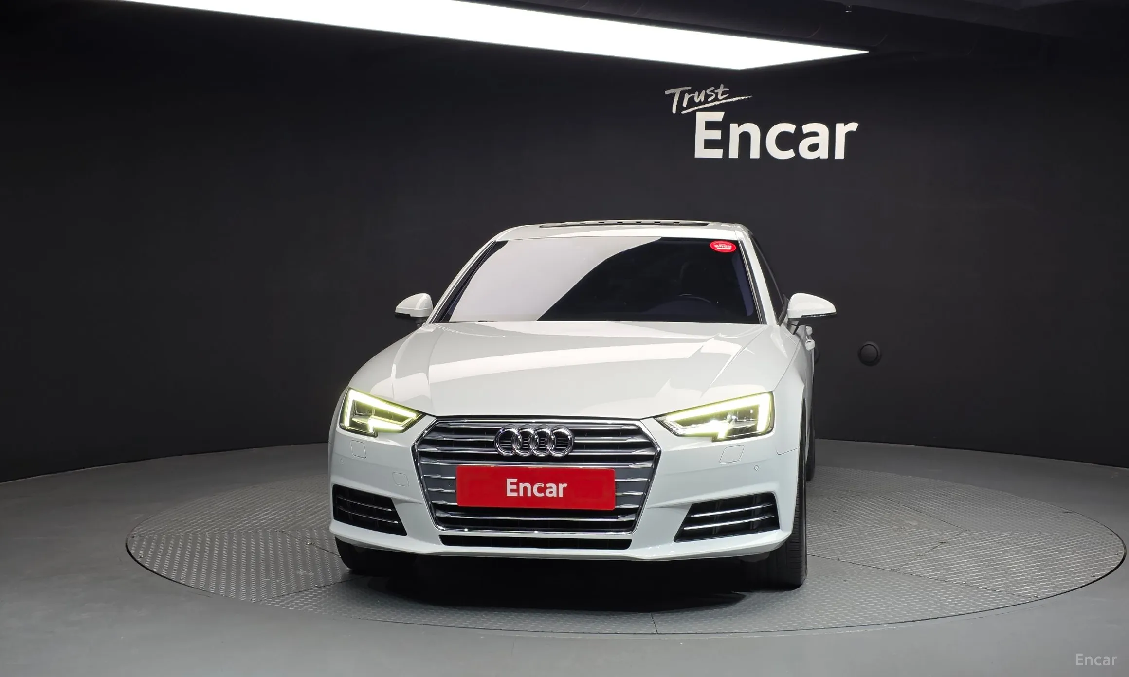 Audi A4 (B9) превью 3