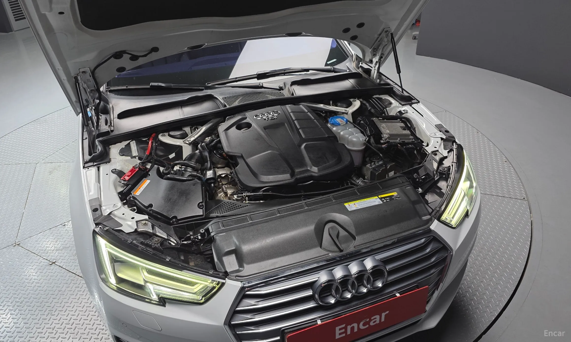 Audi A4 (B9) превью 6
