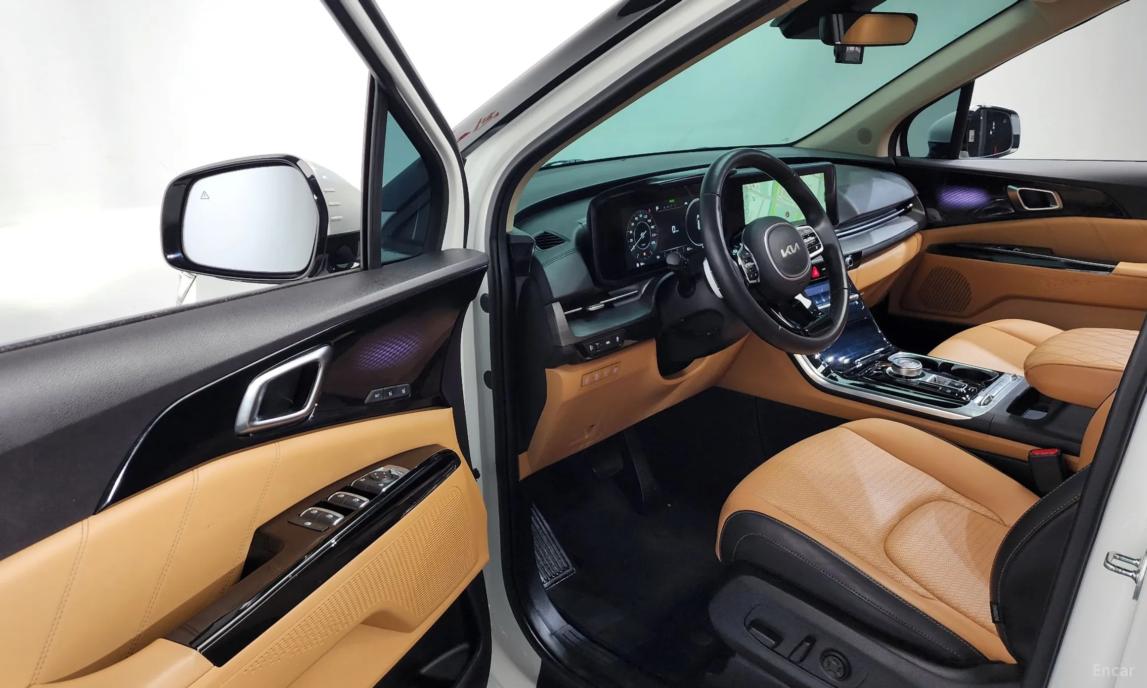 Kia Carnival Gen 4 превью 10