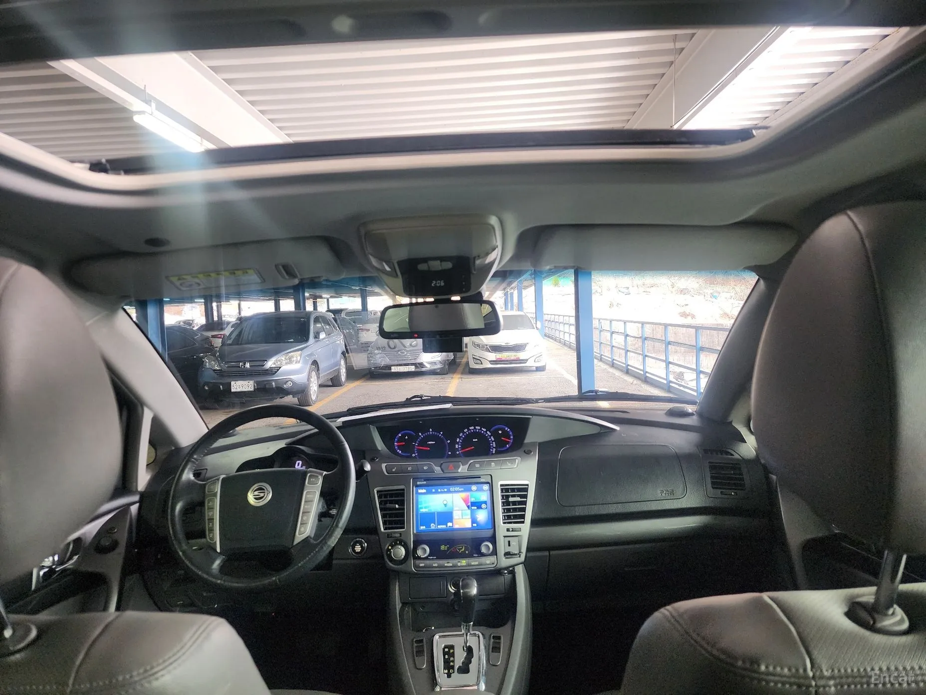 KG Mobility (SsangYong) Korando Turismo превью 12