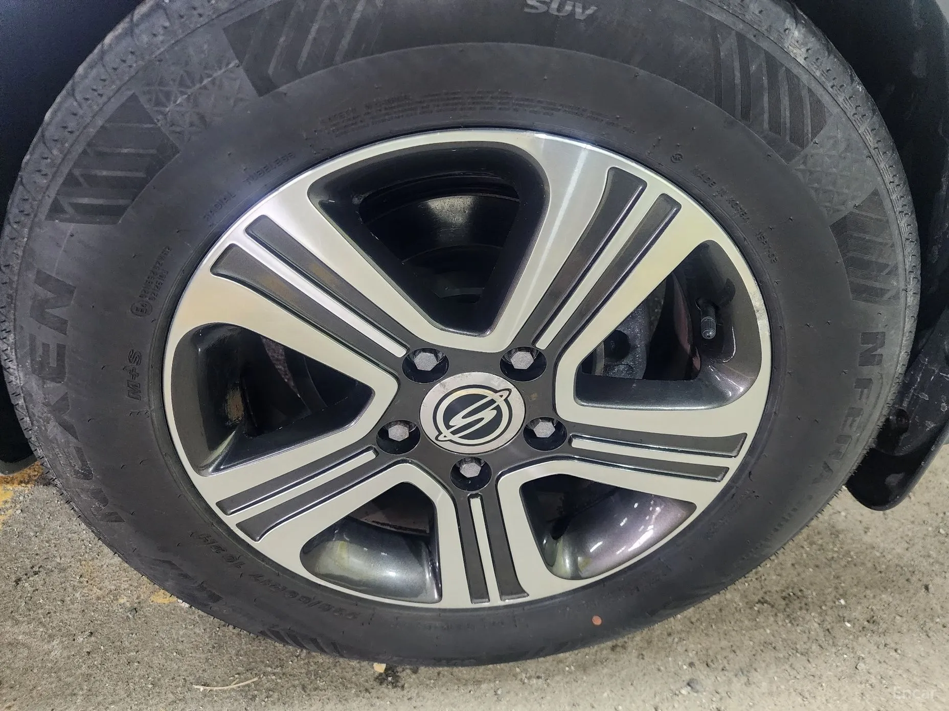 KG Mobility (SsangYong) Korando Turismo превью 5