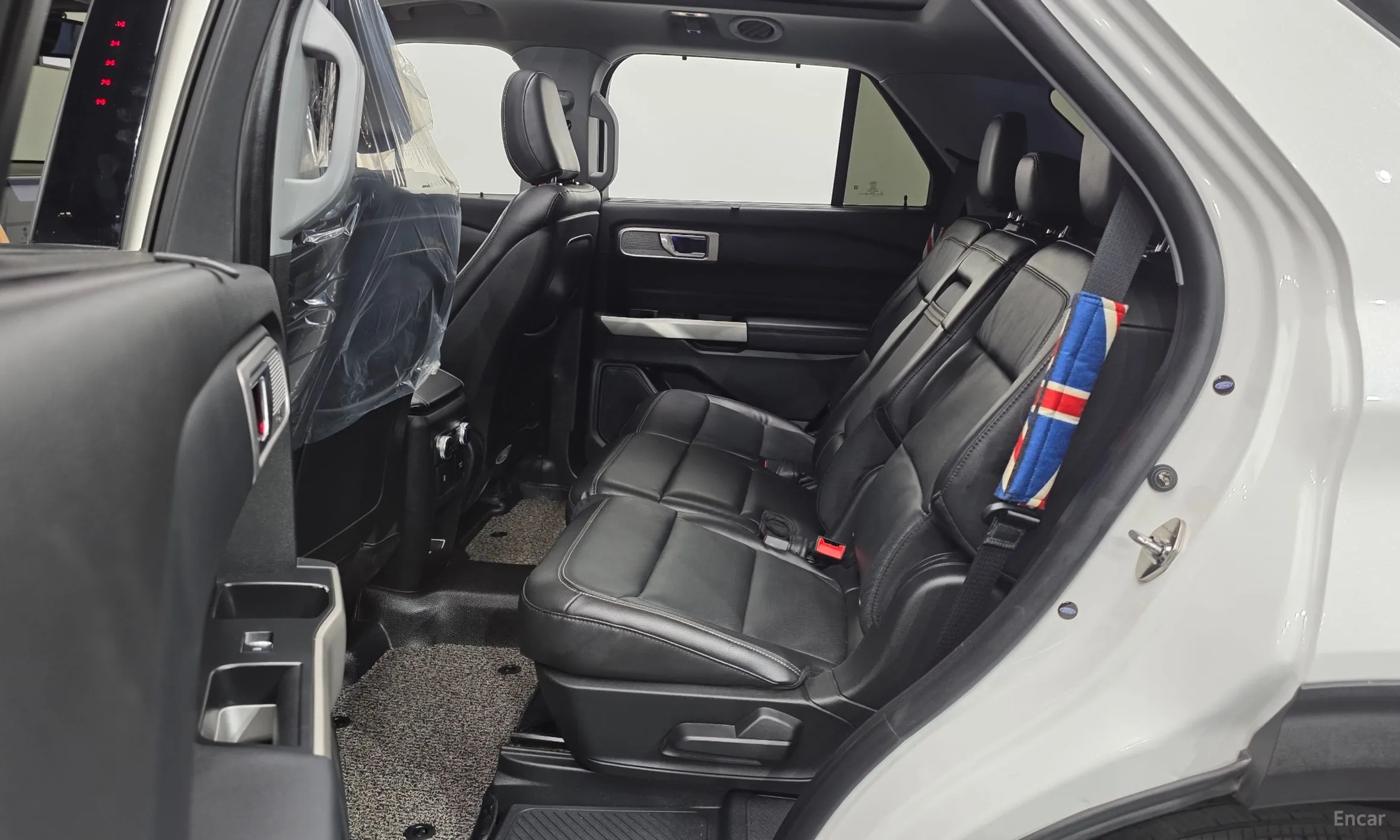 Ford Explorer 6th Generation превью 12