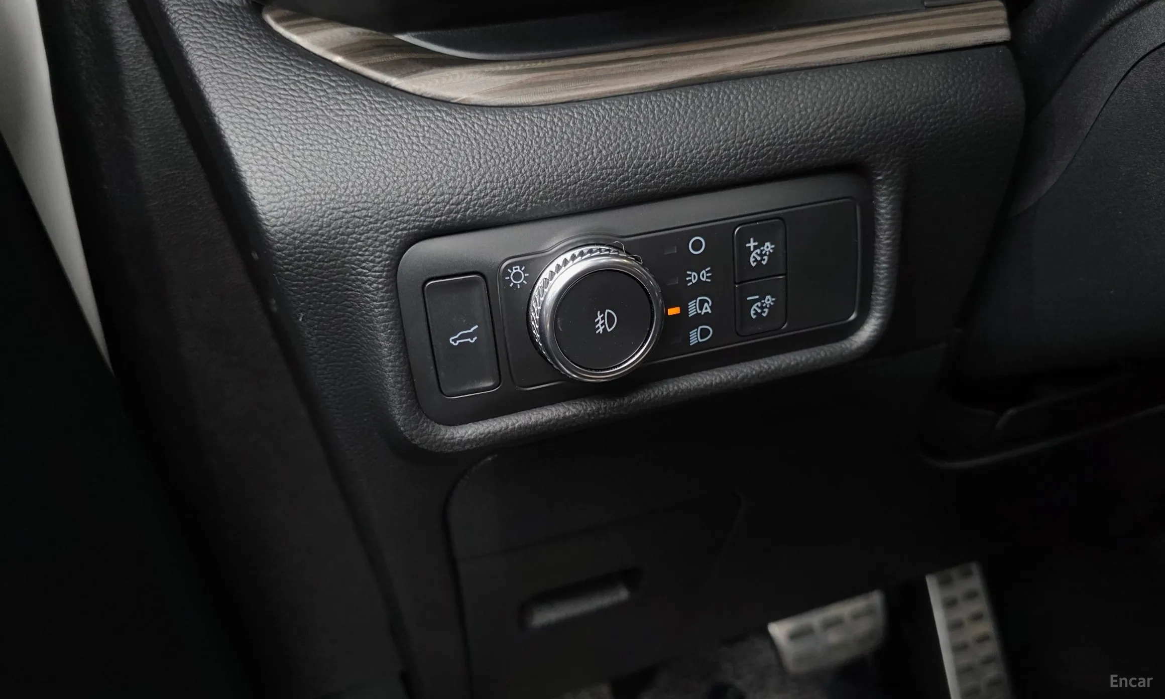 Ford Explorer 6th Generation превью 16