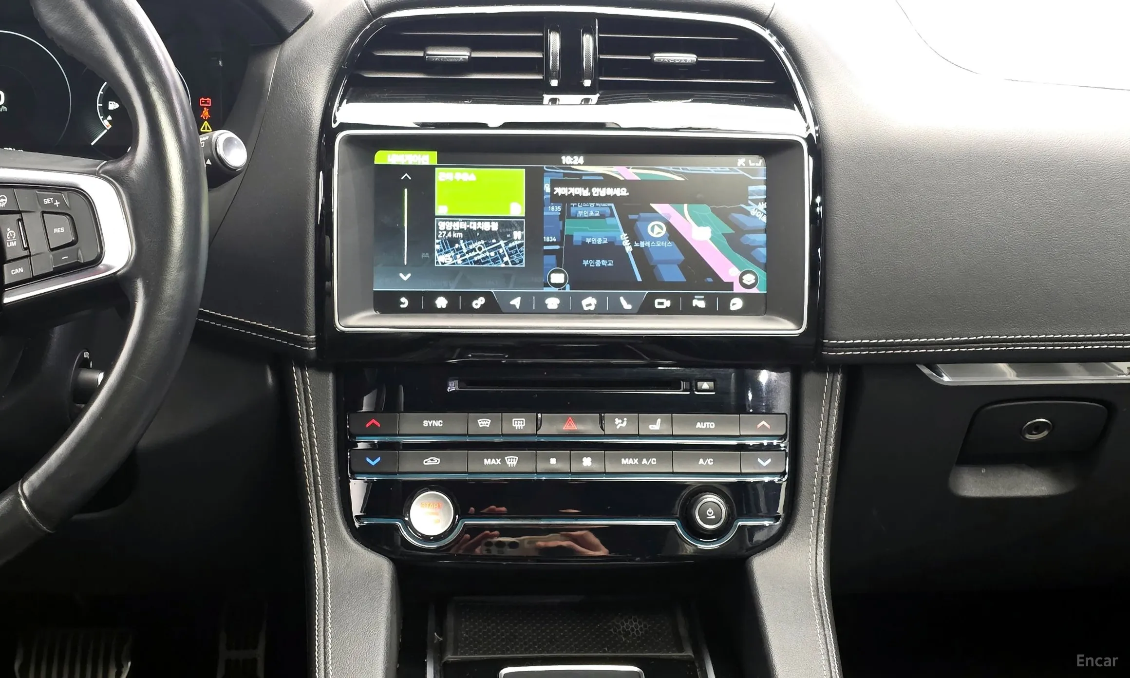 Jaguar F-PACE превью 14