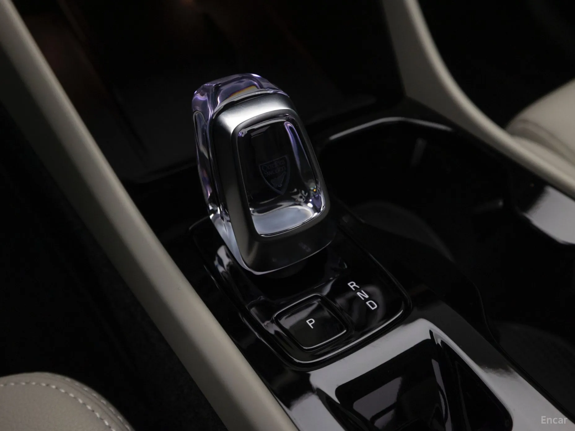 Volvo XC40 превью 12