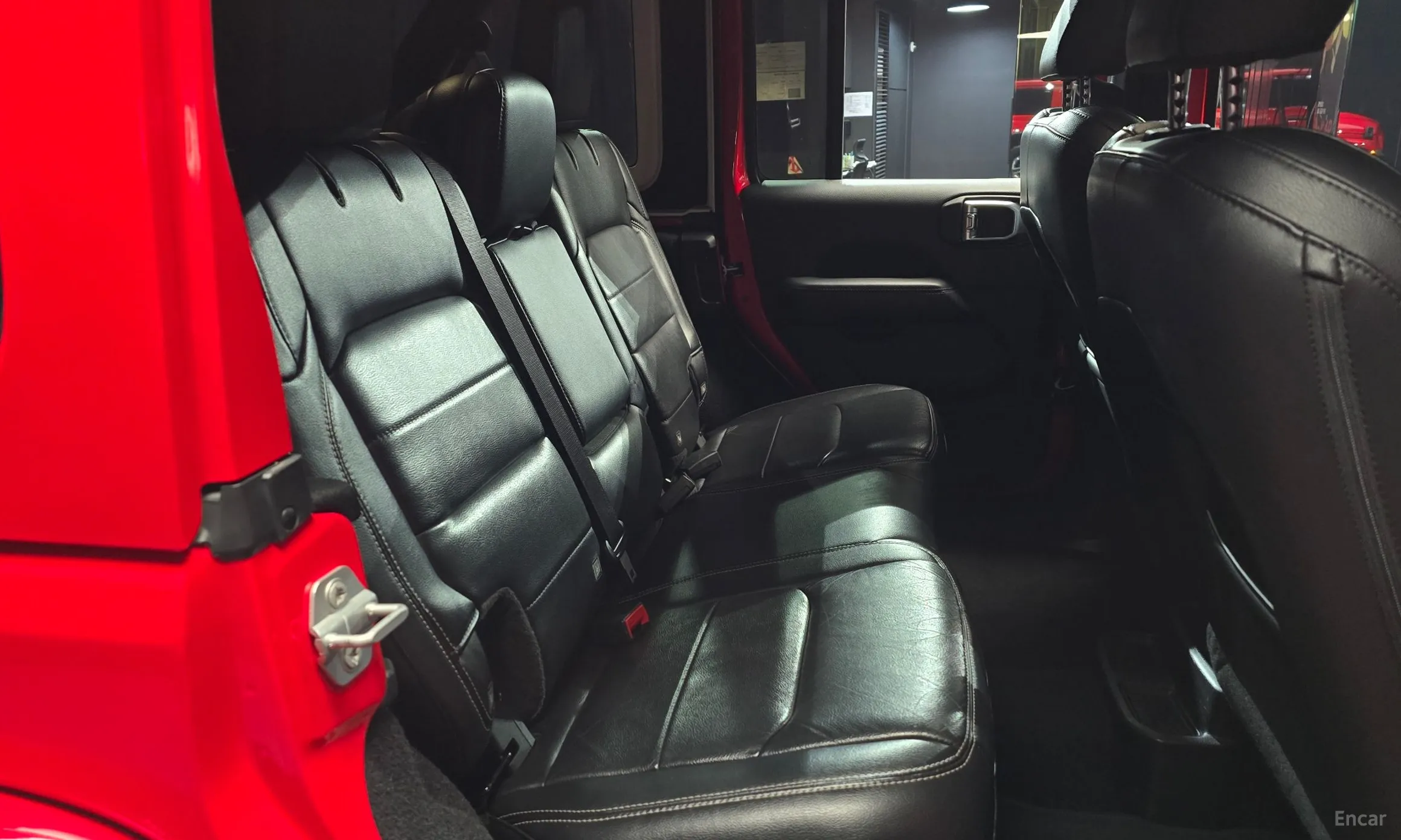 Jeep Wrangler (JL) превью 13