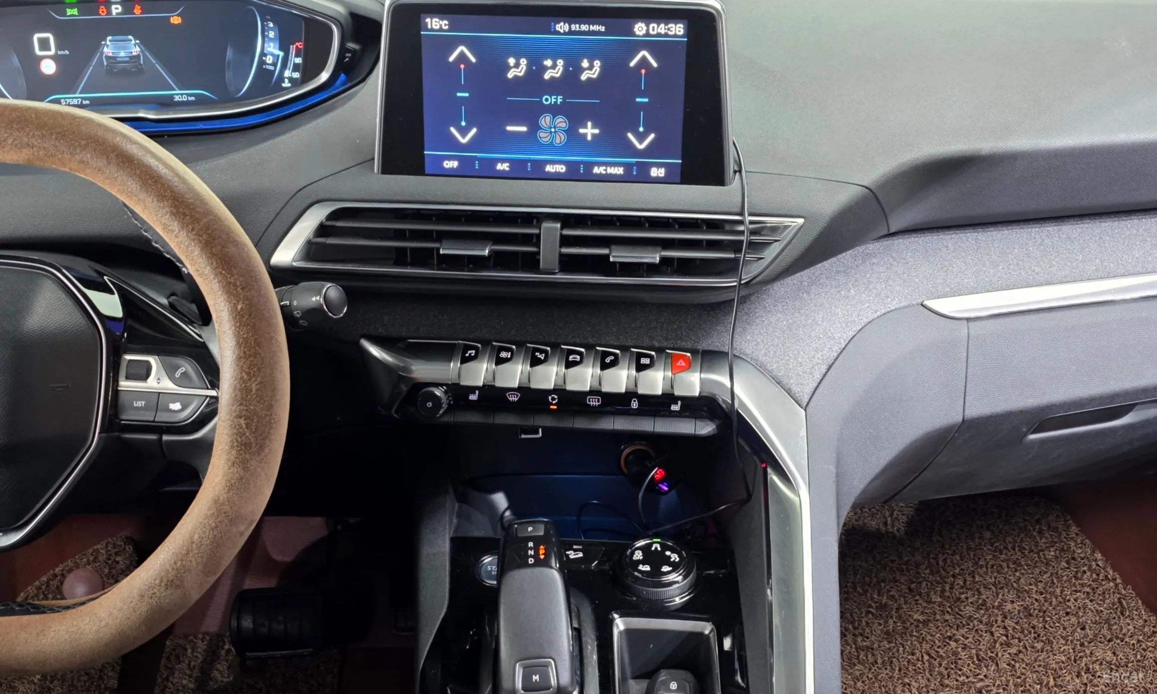 Peugeot 3008 2nd generation превью 14