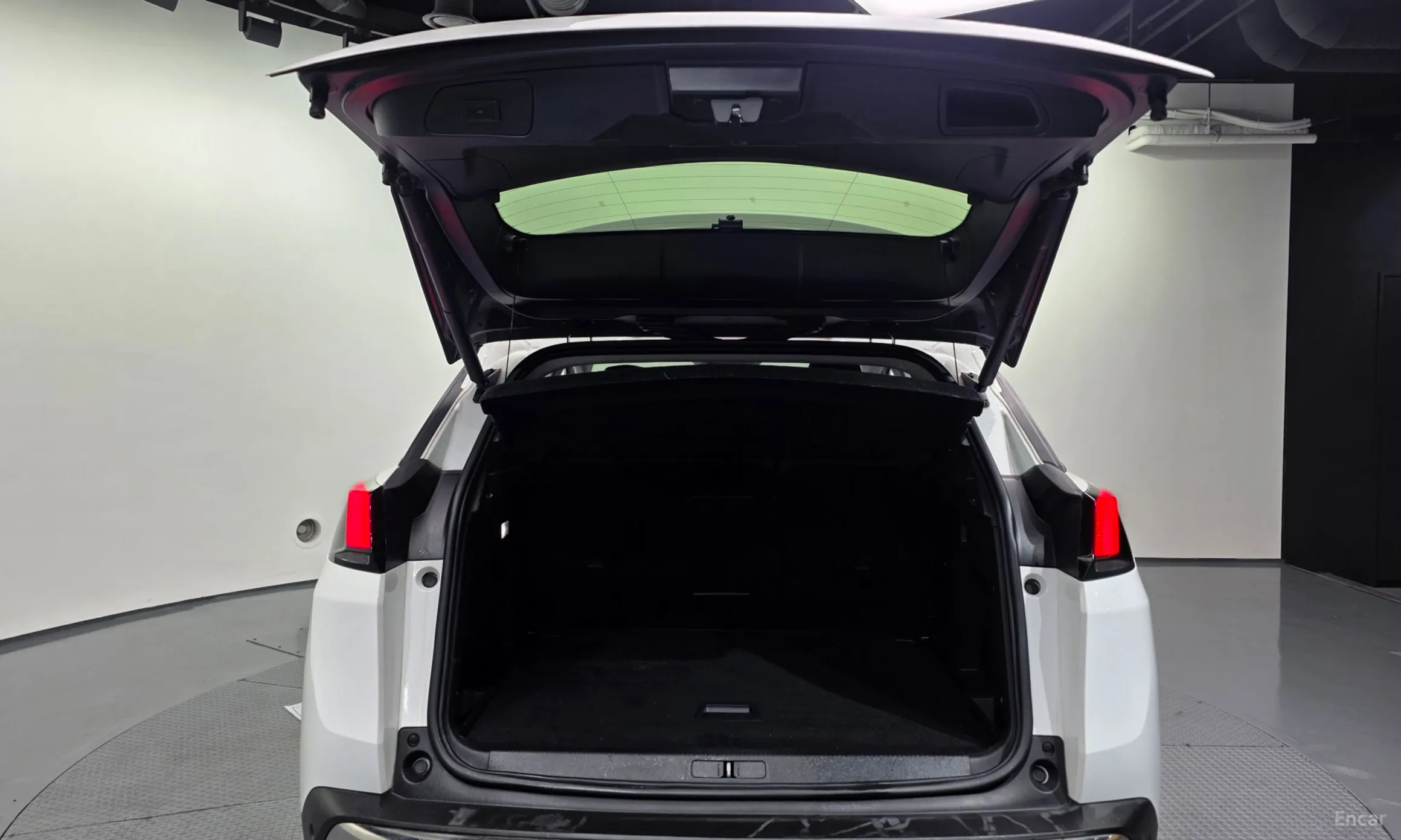 Peugeot 3008 2nd generation превью 20