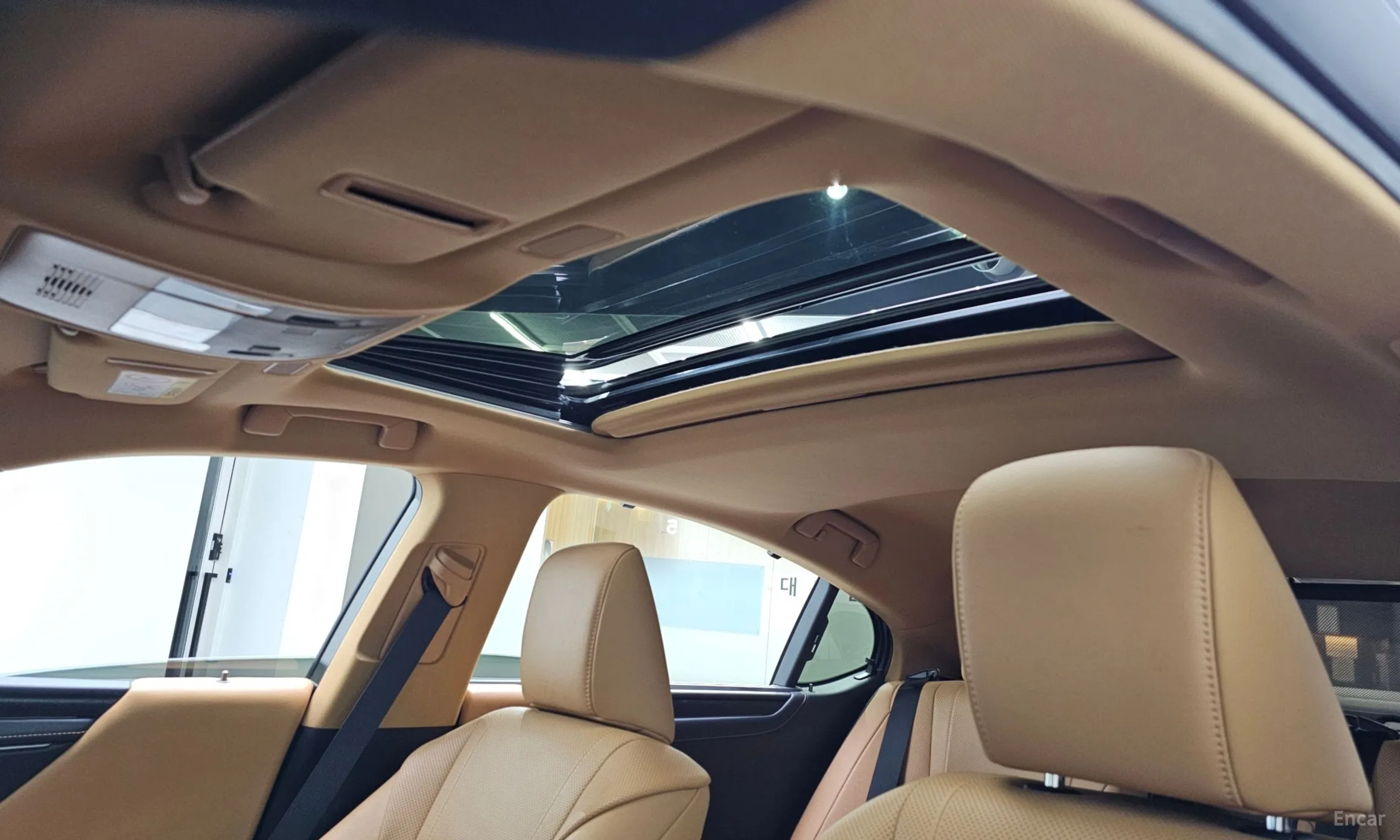 Lexus ES300h 7th Generation превью 18