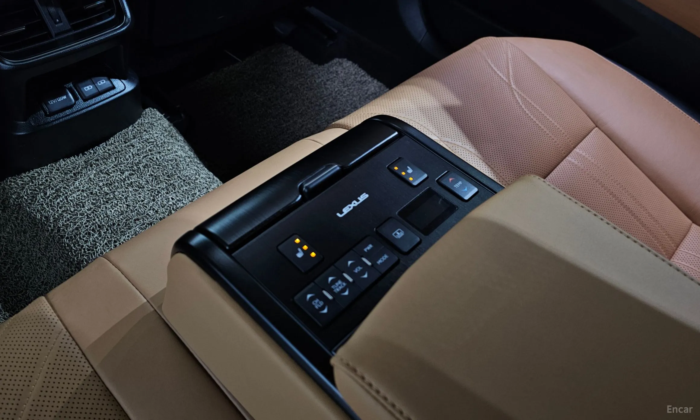 Lexus ES300h 7th Generation превью 19