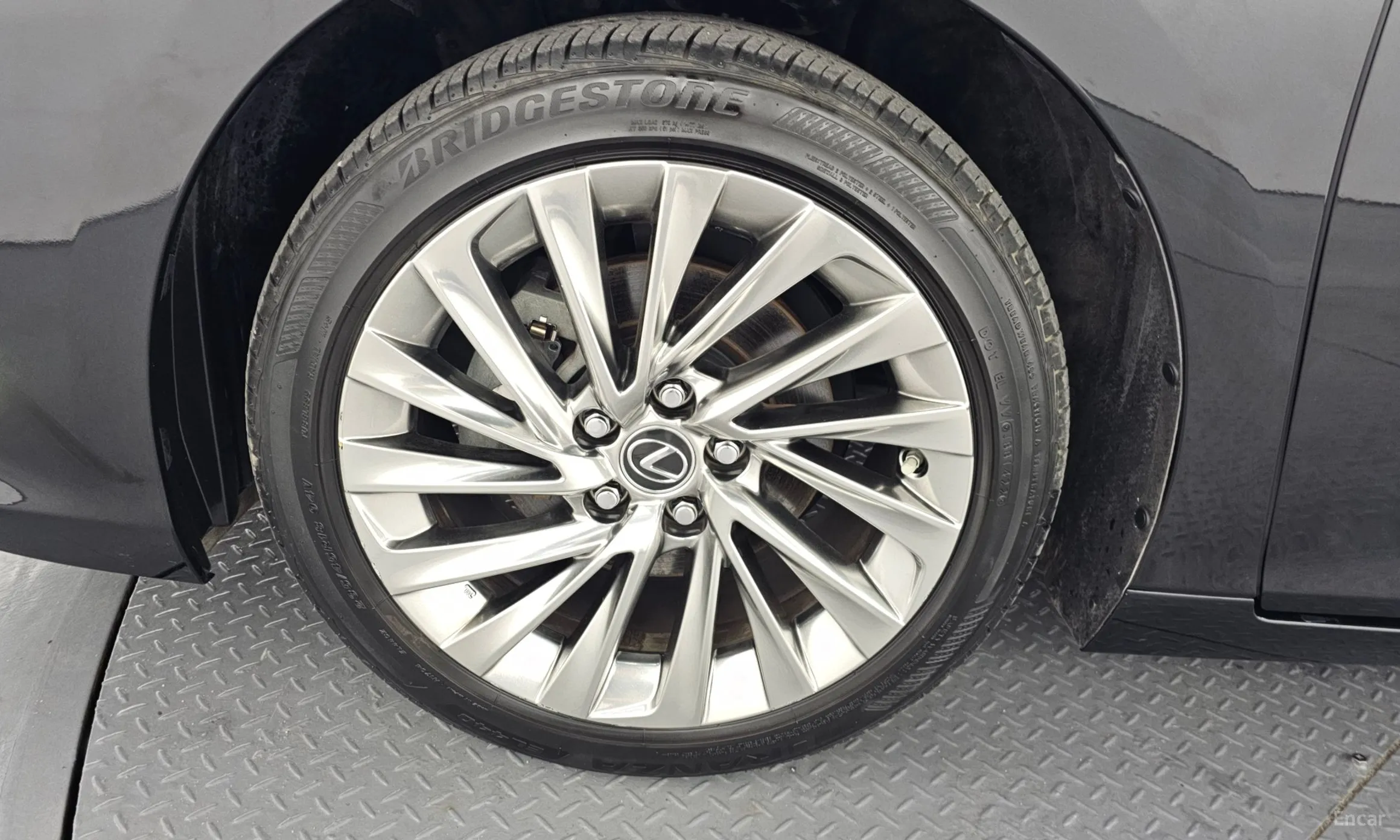 Lexus ES300h 7th Generation превью 5