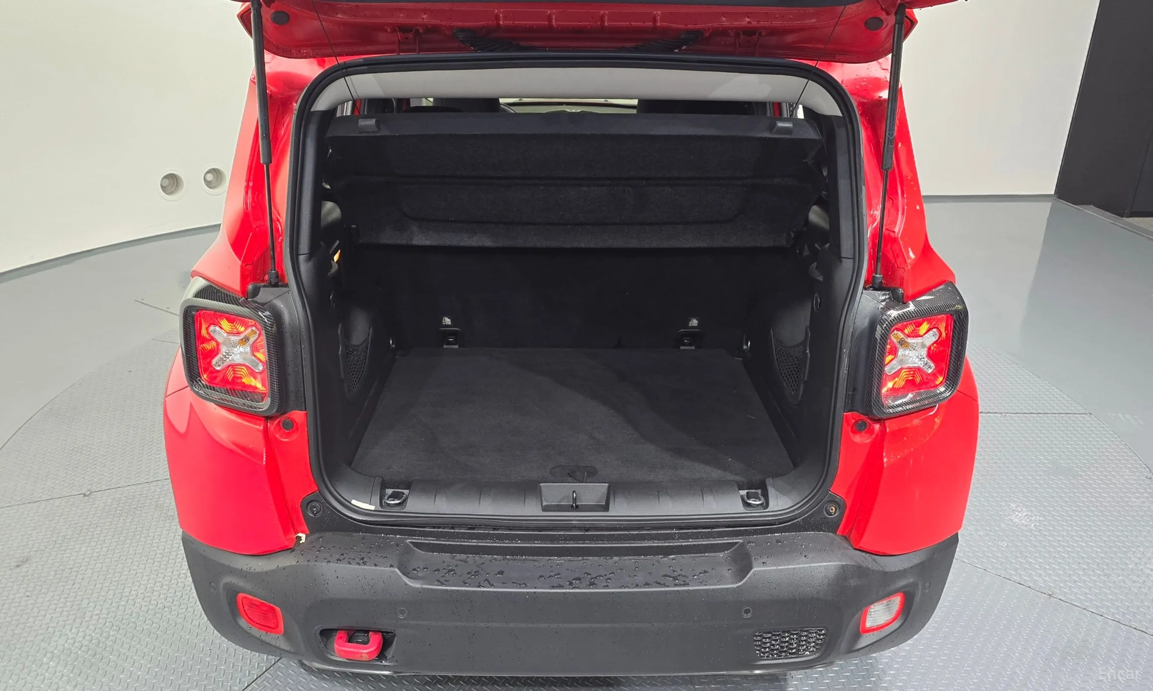 Jeep Renegade превью 20