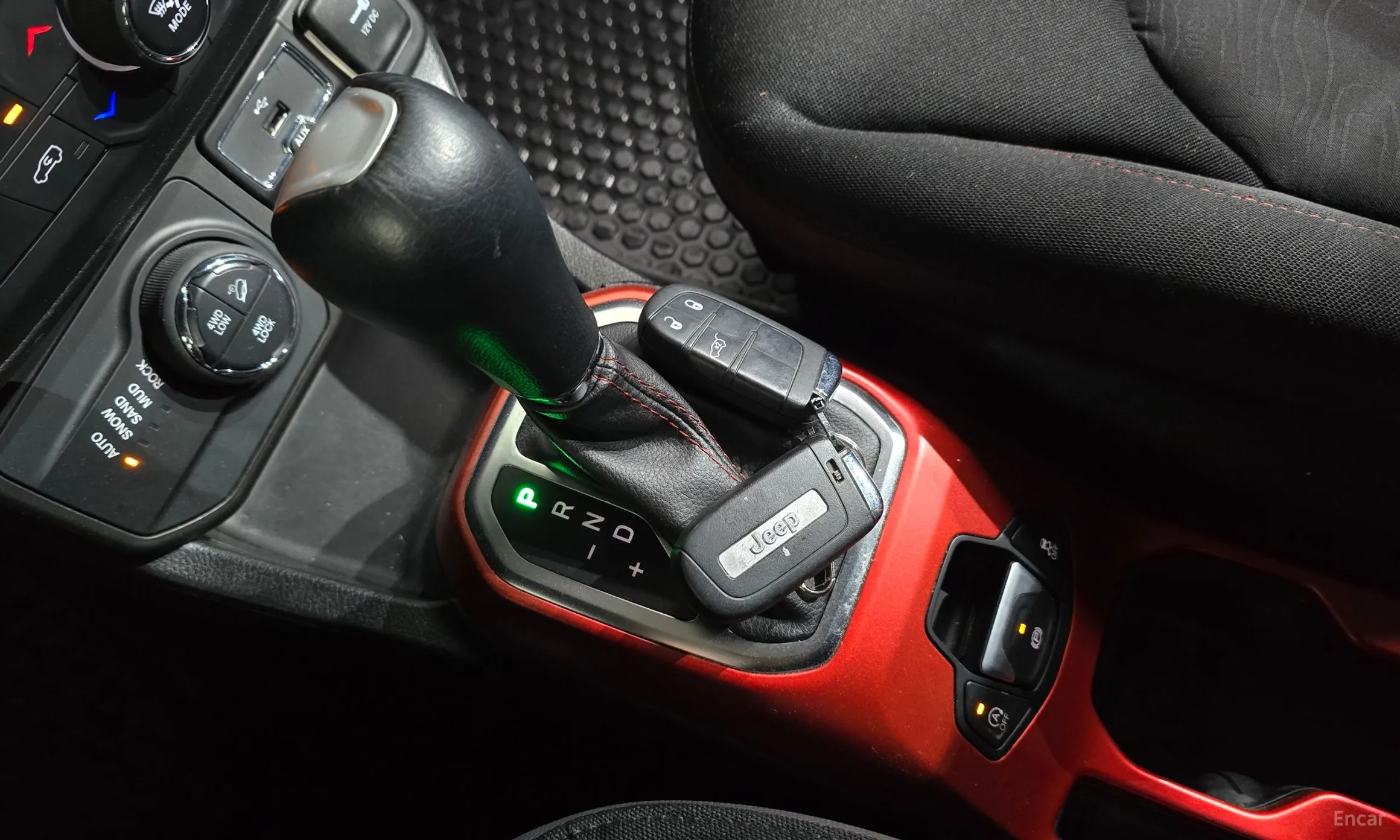 Jeep Renegade превью 9