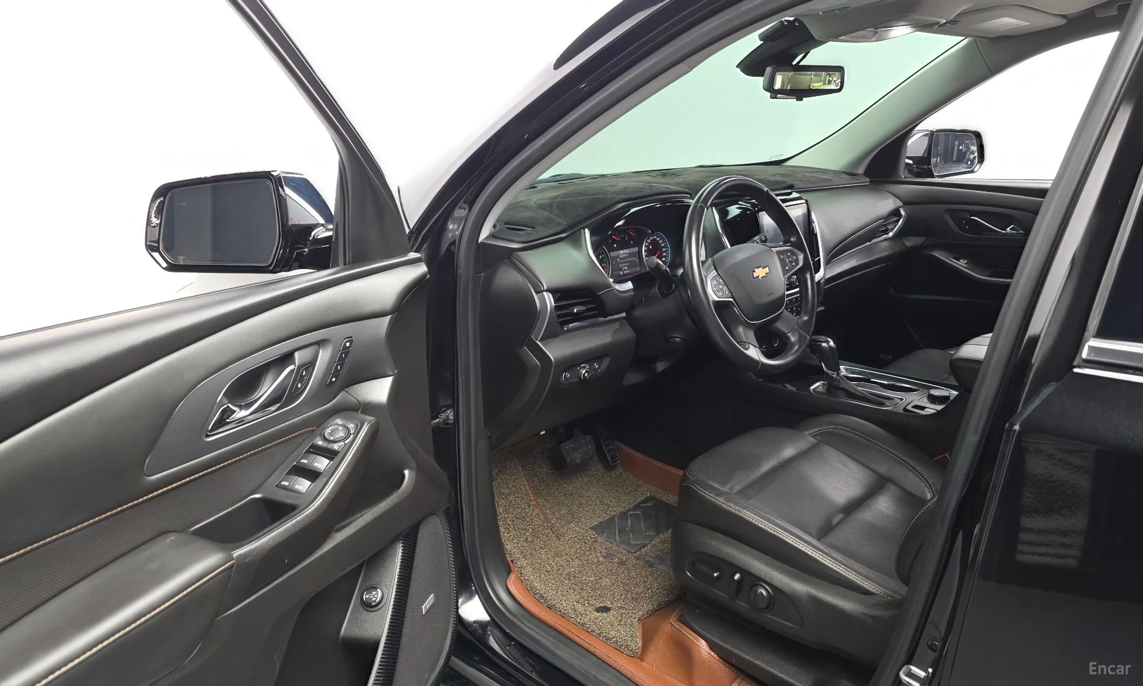 Chevrolet (GM Daewoo) Traverse превью 10