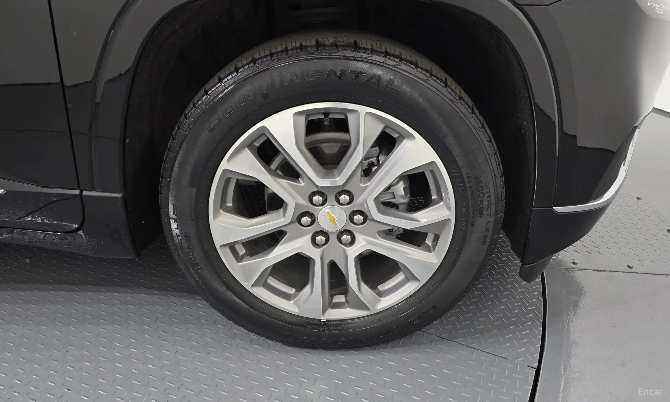 Chevrolet (GM Daewoo) Traverse превью 5